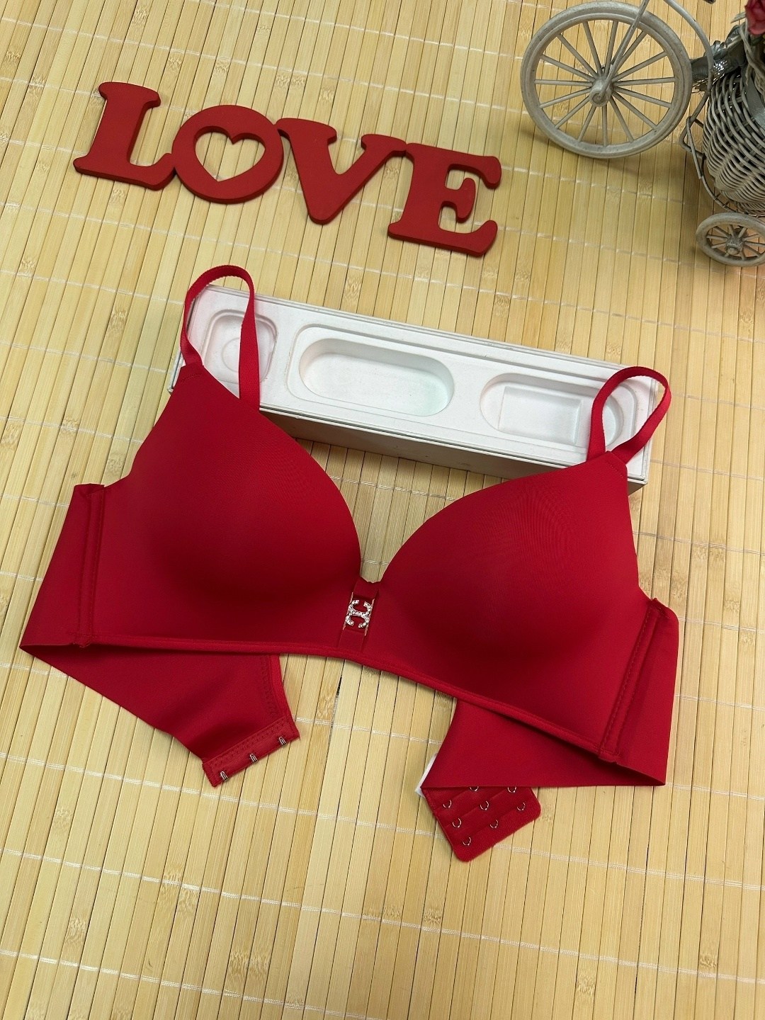 бюстгальтер,бюстгальтер с пуш ап,женские бюстгальтеры,бюстгальтер женский с пуш ап,бюстгальтер для женщин