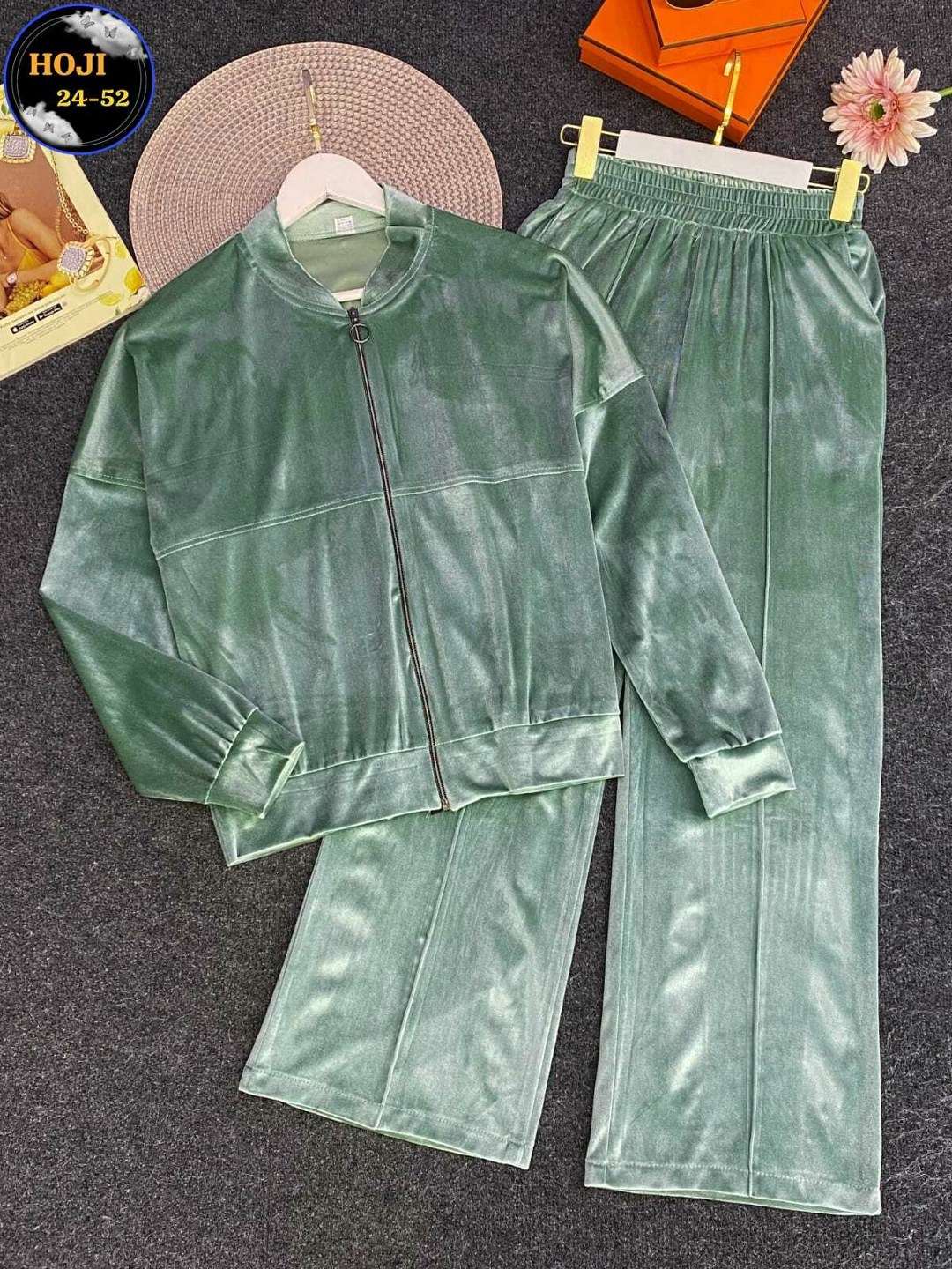 велюровый костюм,костюм спортивный велюровый,женский велюровый костюм,костюм спортивный,велюровый спортивный костюм женски