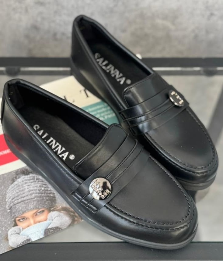 женские лоферы,обувь,лоферы renzoni,лоферы модные,черные лоферы женские