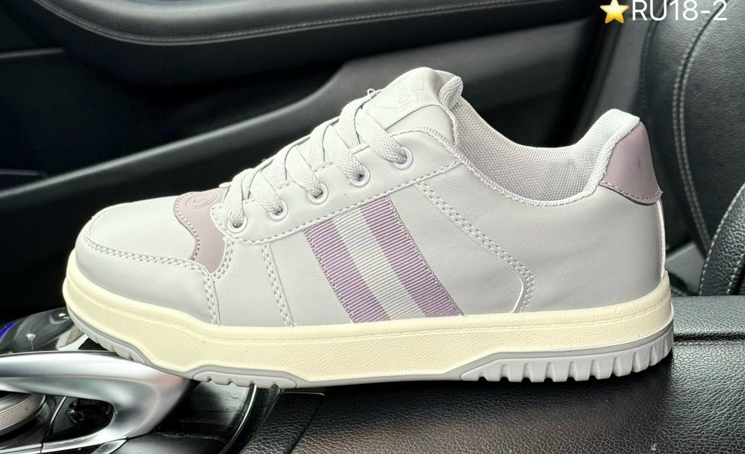 ,кроссовки женскиe,белые кроссовки,бежевые кроссовки, спортивная