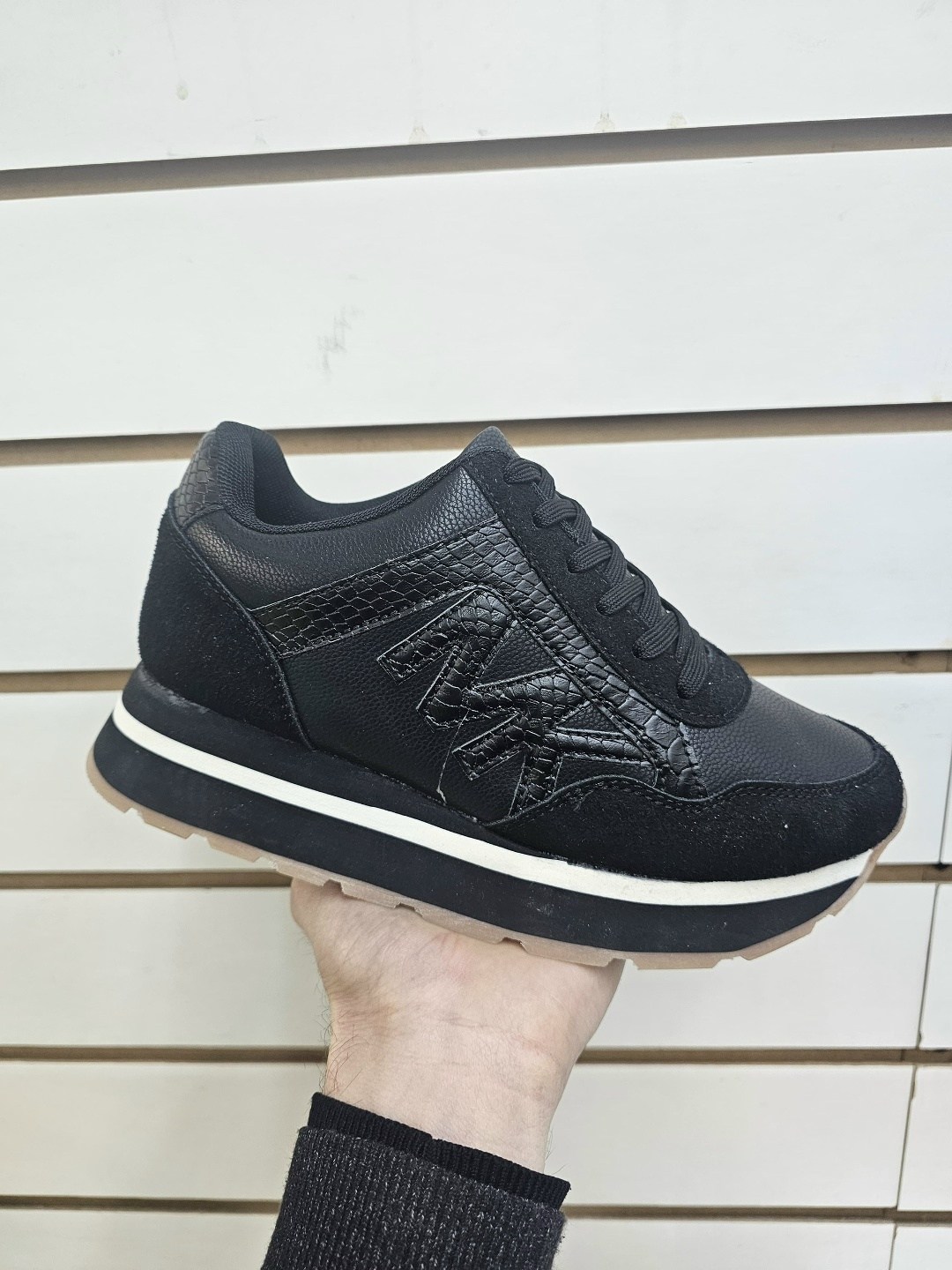 ,michael kors кроссовки,кроссовки женские michael kors,кроссовки женскиe,кроссовки повседневные