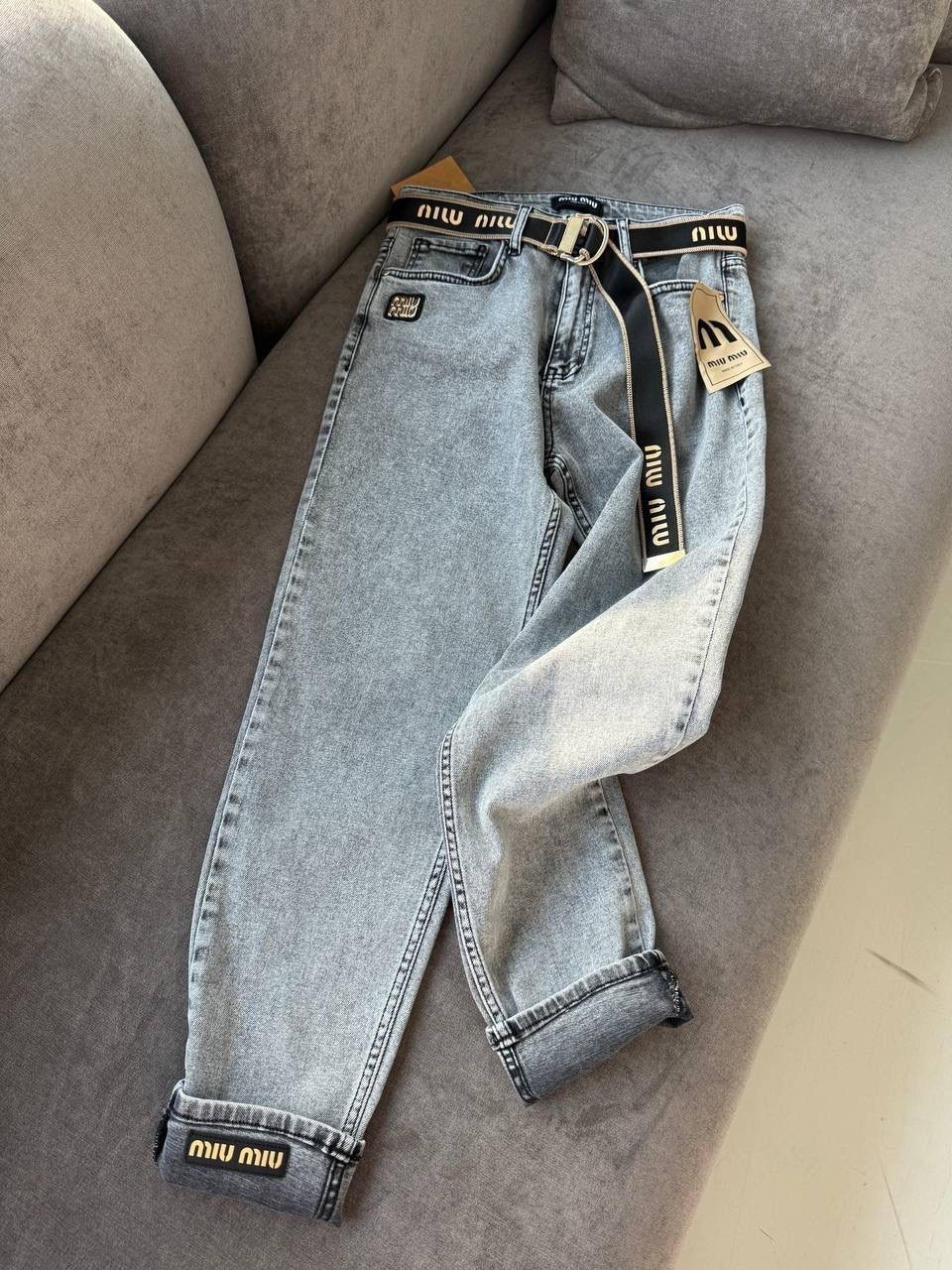 джинсы женские,джинсы женские серые,джинсы мом,джинсы женские мом,стильные джинсы