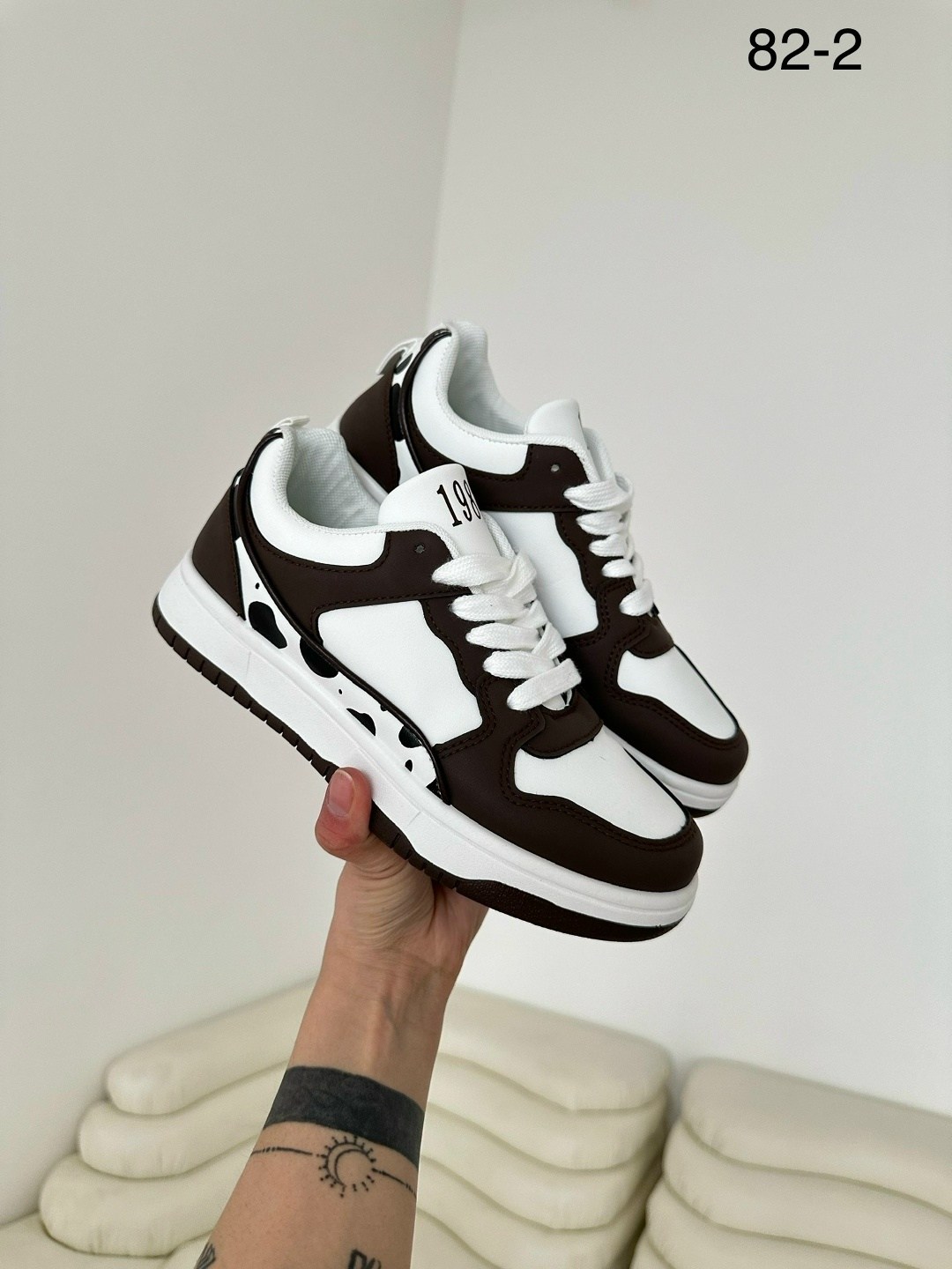 ,кроссовки женскиe,спортивная ,модные кроссовки,кроссовки платформа