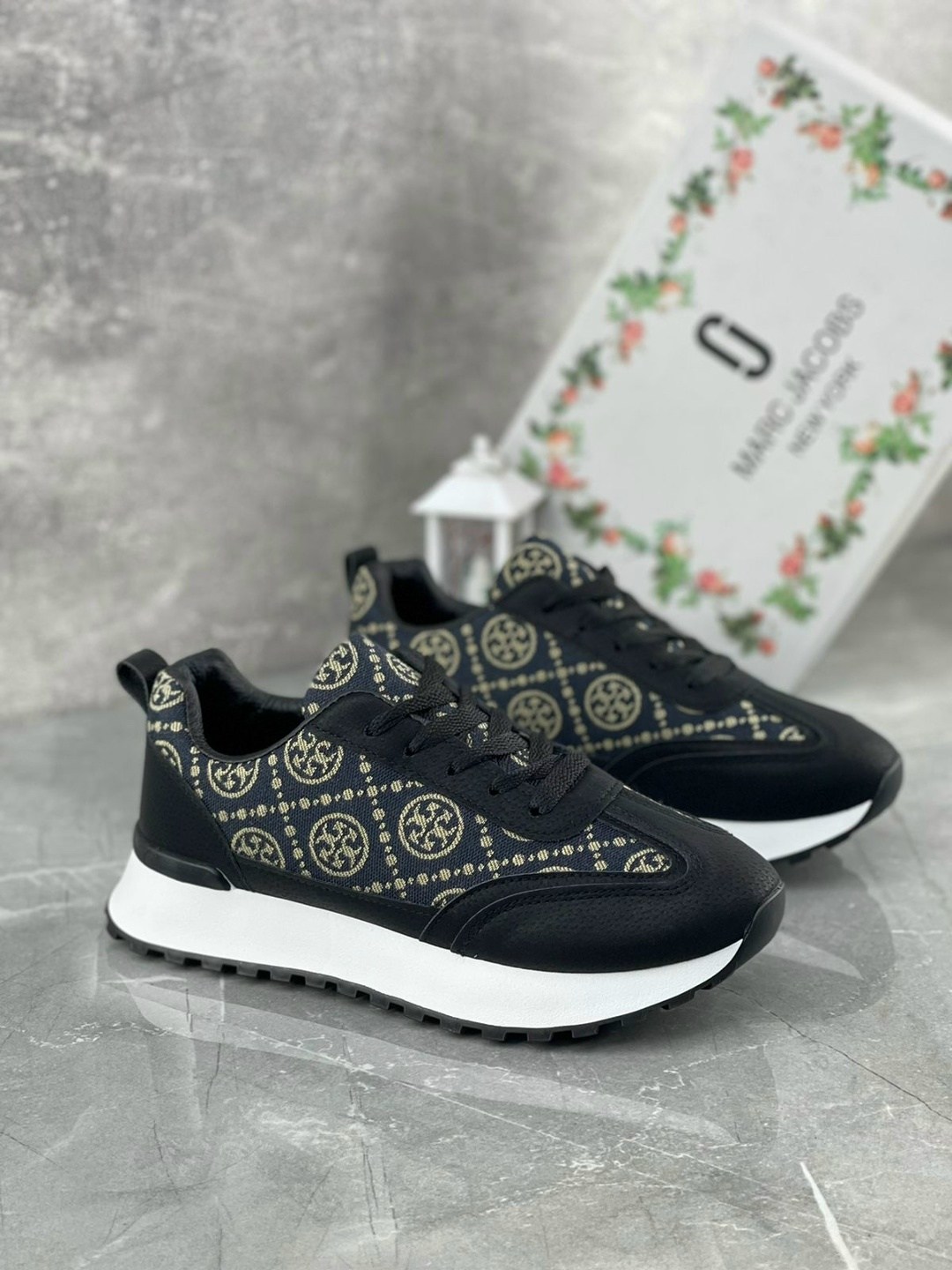 кроссовки женскиe,,кроссовки женские gucci,модные кроссовки,кроссовки gucci