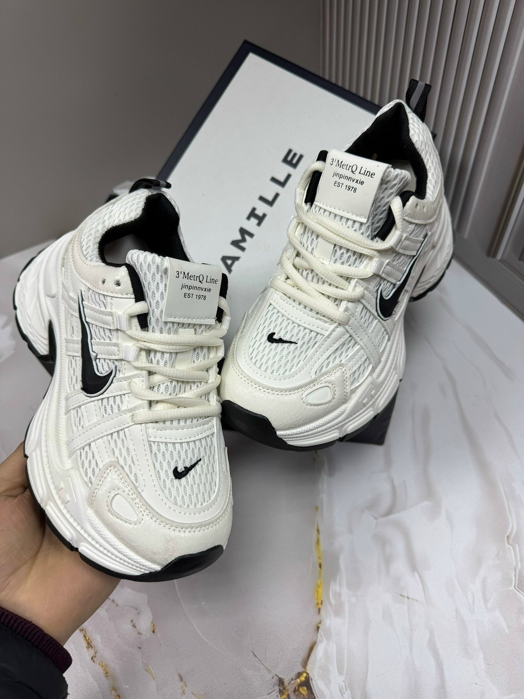 кроссовки женскиe,кроссовки nike,,спортивная ,кроссовка