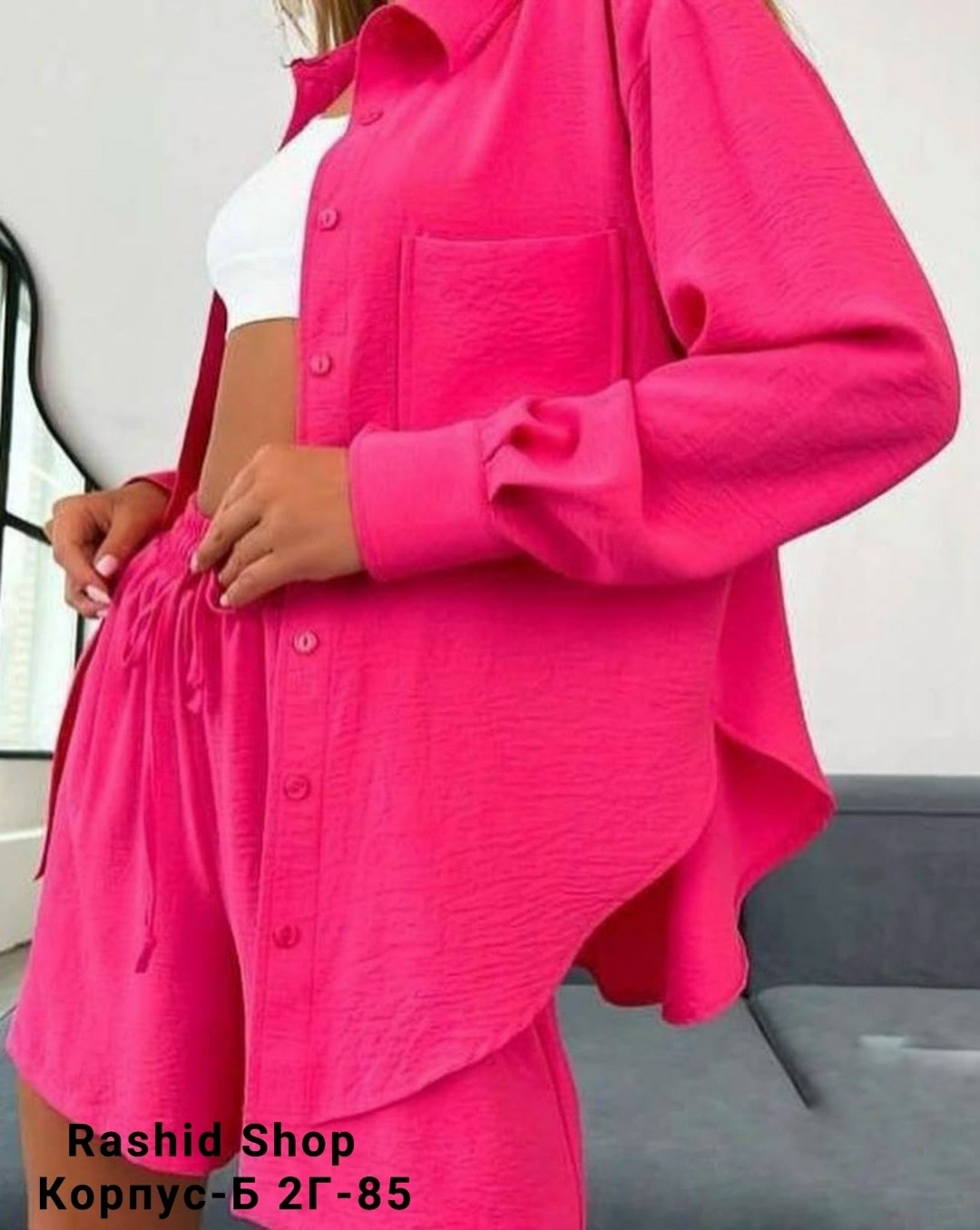 костюм классический,костюм с шортами и рубашкой оверсайз,рубашка фуксия оверсайз,летние костюмы женские,муслиновый костюм женский с шортами
