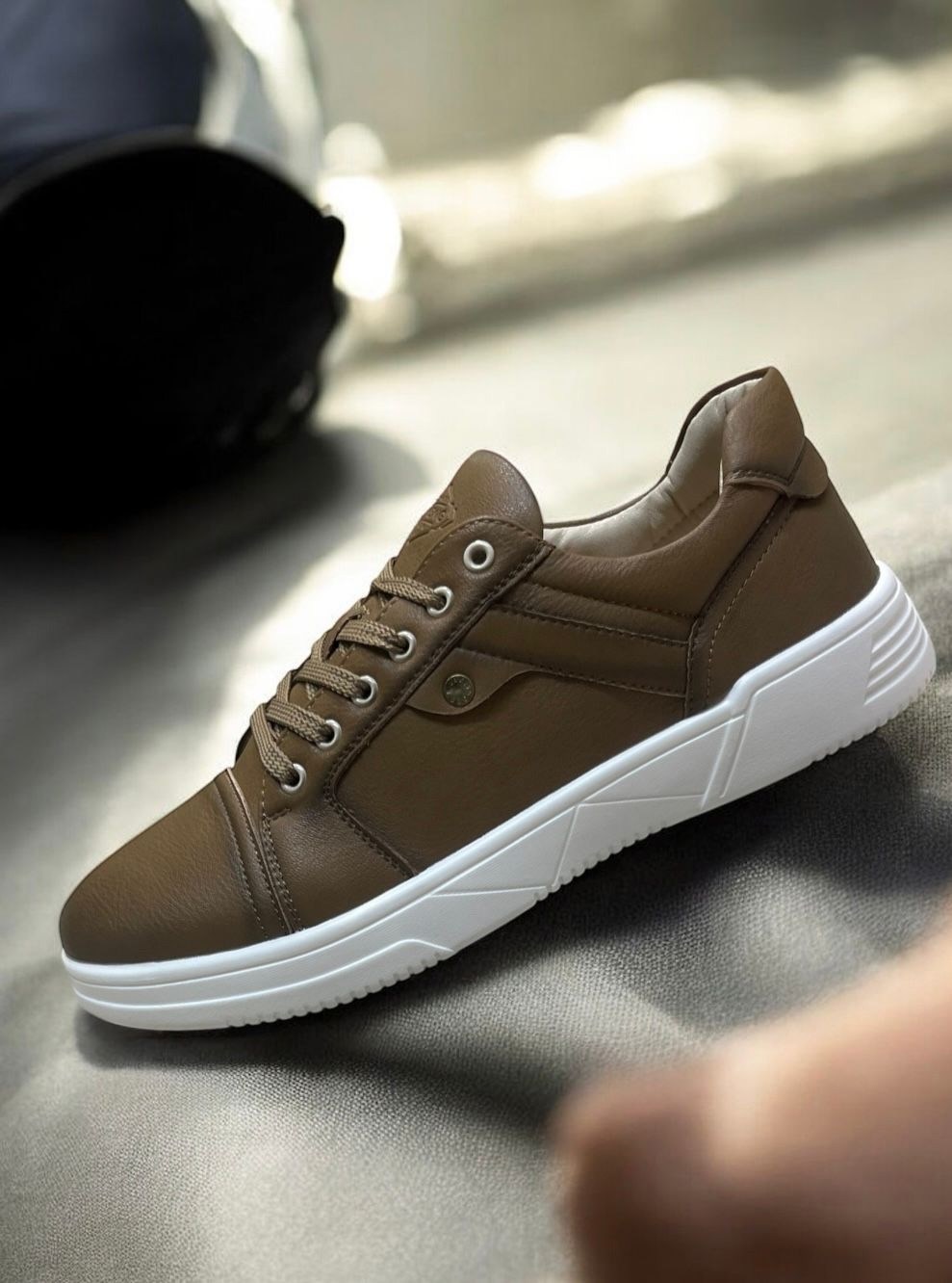 ,кеды мужские,коричневые кроссовки,обуви,повседневные кроссовки