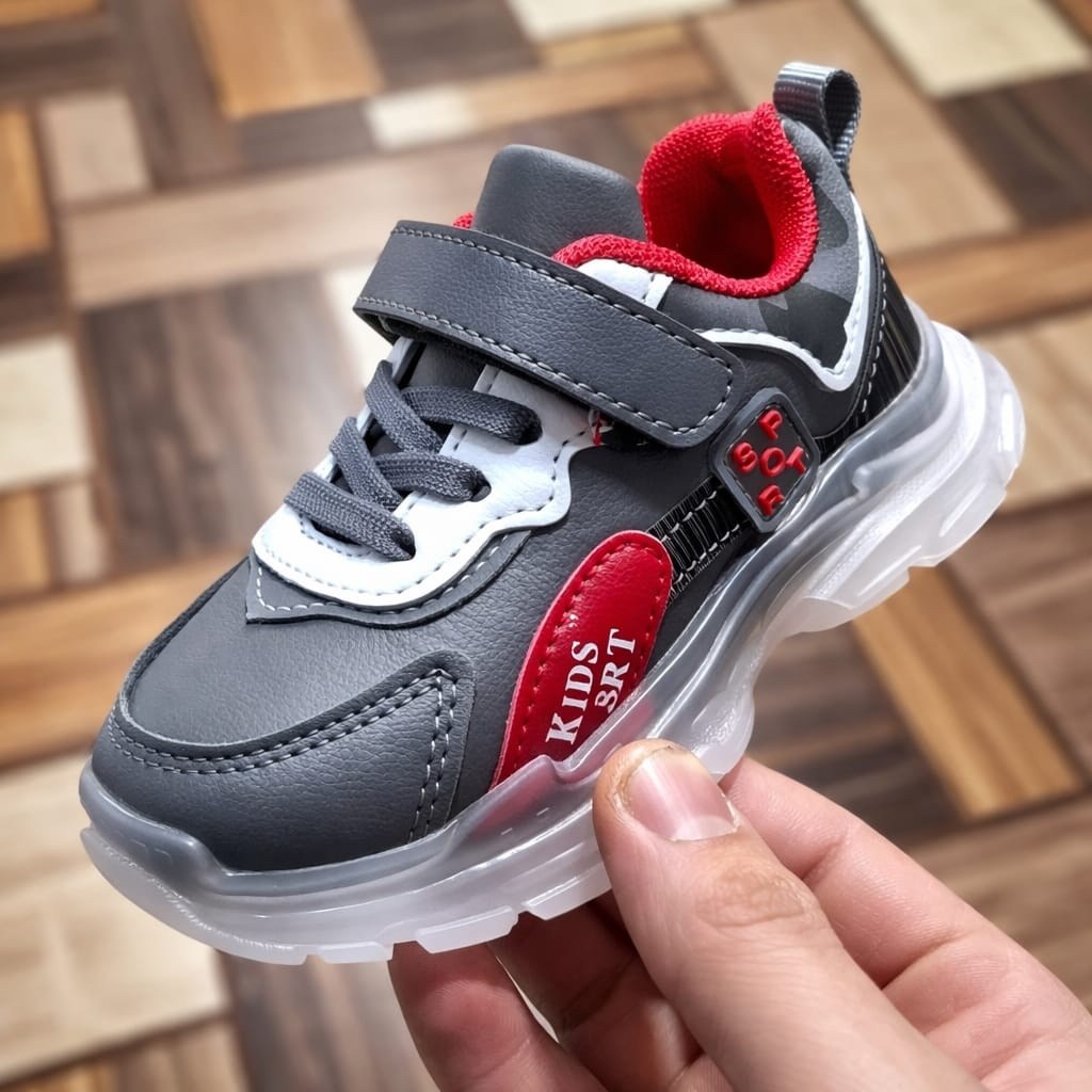 кроссовки,детские кроссовки микаса,кроссовки мальчику,детские кроссовки,кроссовки закрытые