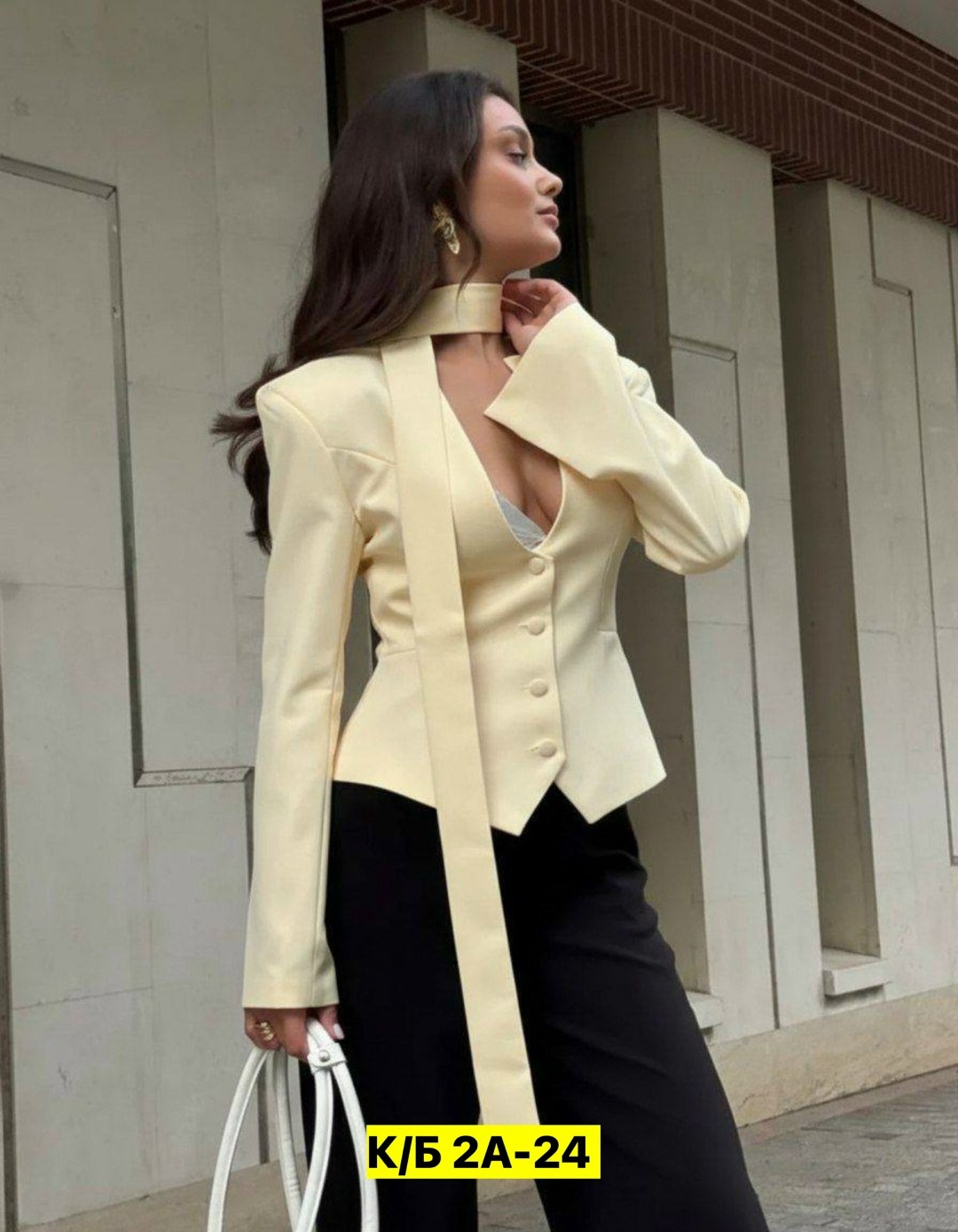 пиджак,белый пиджак,женский костюм,женский пиджак,приталенный пиджак