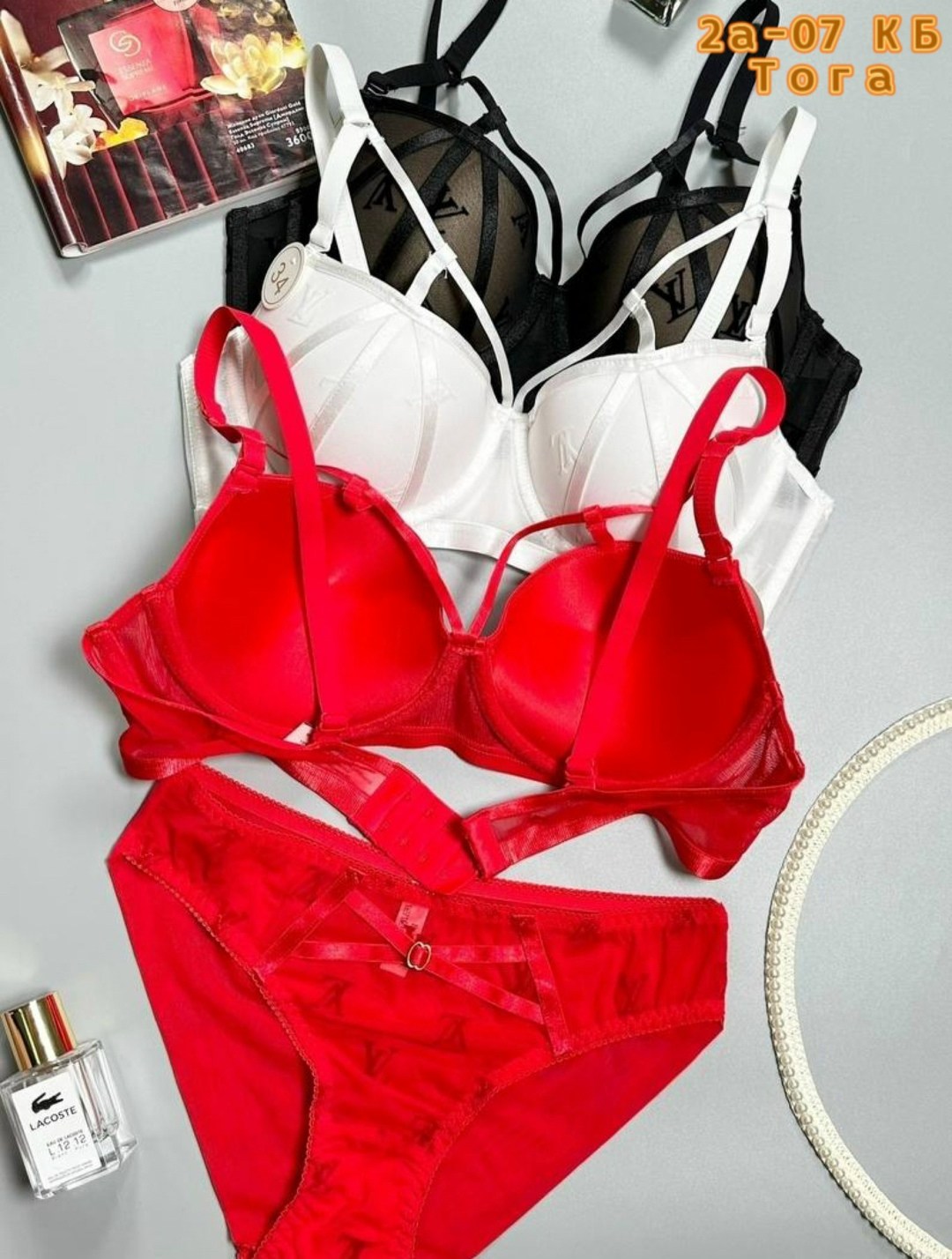 комплект нижнего белья,комплект женского нижнего белья,комплект белья женский,женское нижнее белье,комплект с бюстгальтером