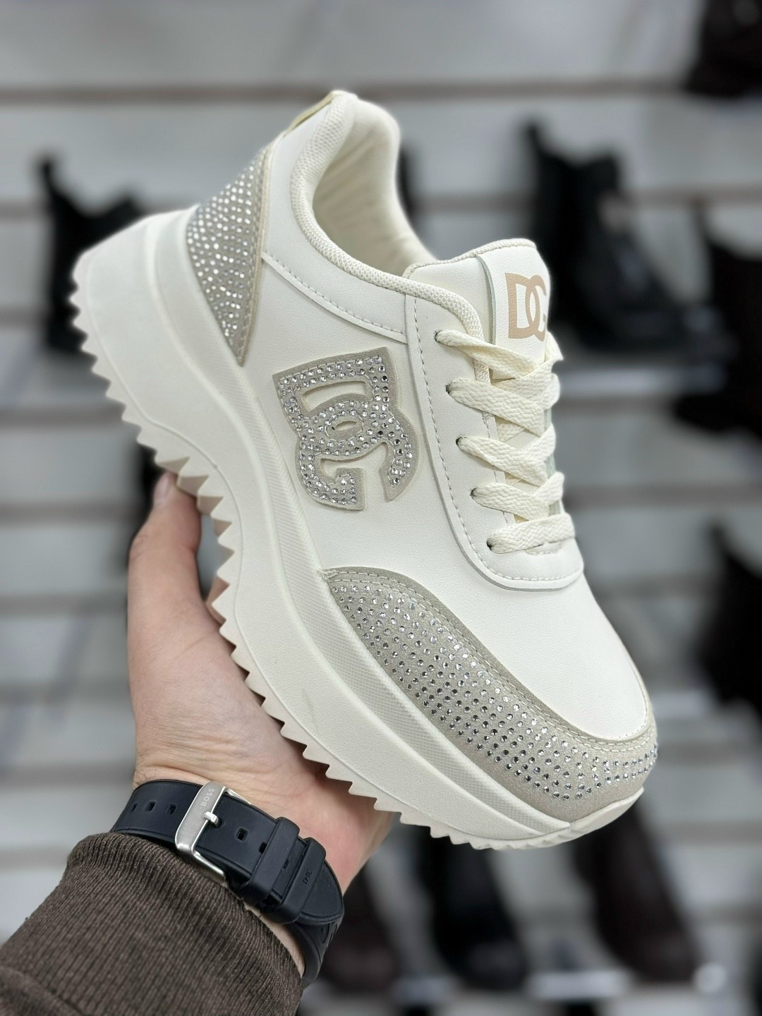 ,кроссовки женские liu jo,кроссовки женскиe,кроссовки liu jo,бежевые кроссовки