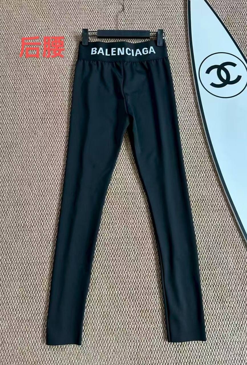 черные спортивные леггинсы balenciaga,легинсы женские,леггинсы balenciaga,женские леггинсы,balenciaga штаны