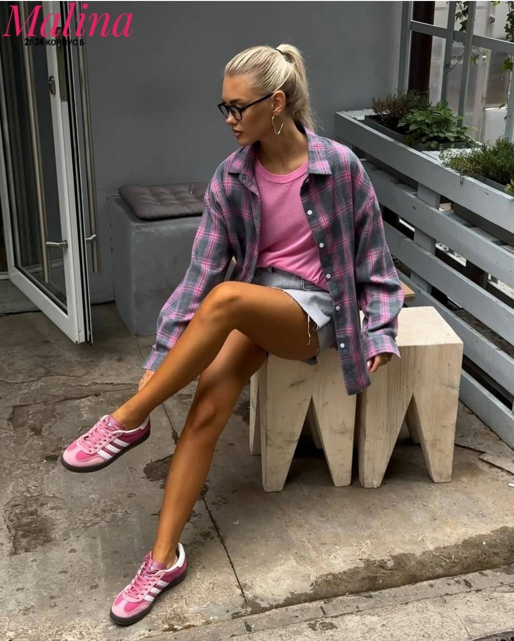 рубашка в клетку женская оверсайз,женская рубашка в клетку,женская клетчатая рубашка из полиэстера,рубашка розовая в клетку оверсайз,клетчатая рубашка женская