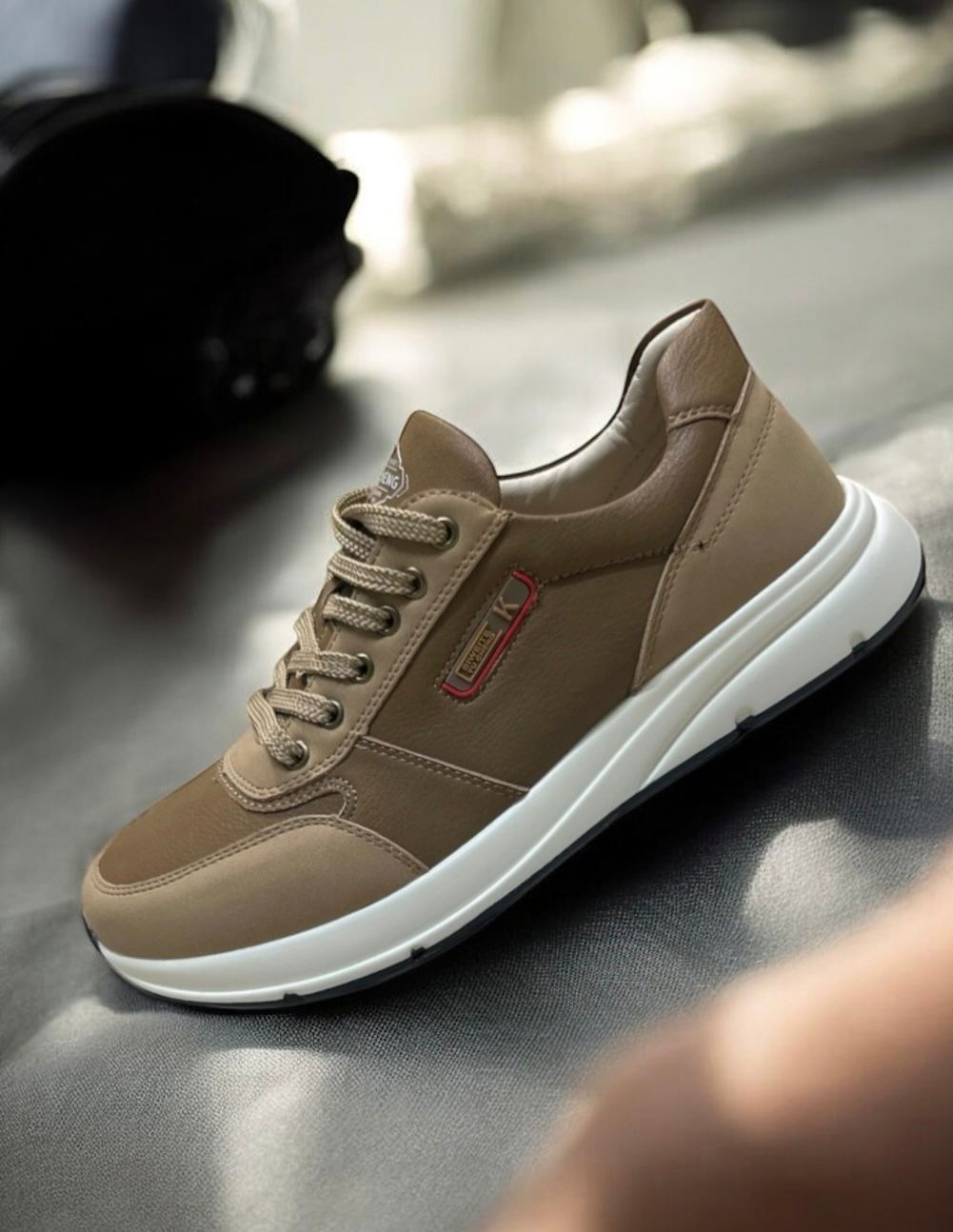 ,кеды мужские,коричневые кроссовки,обуви,повседневные кроссовки