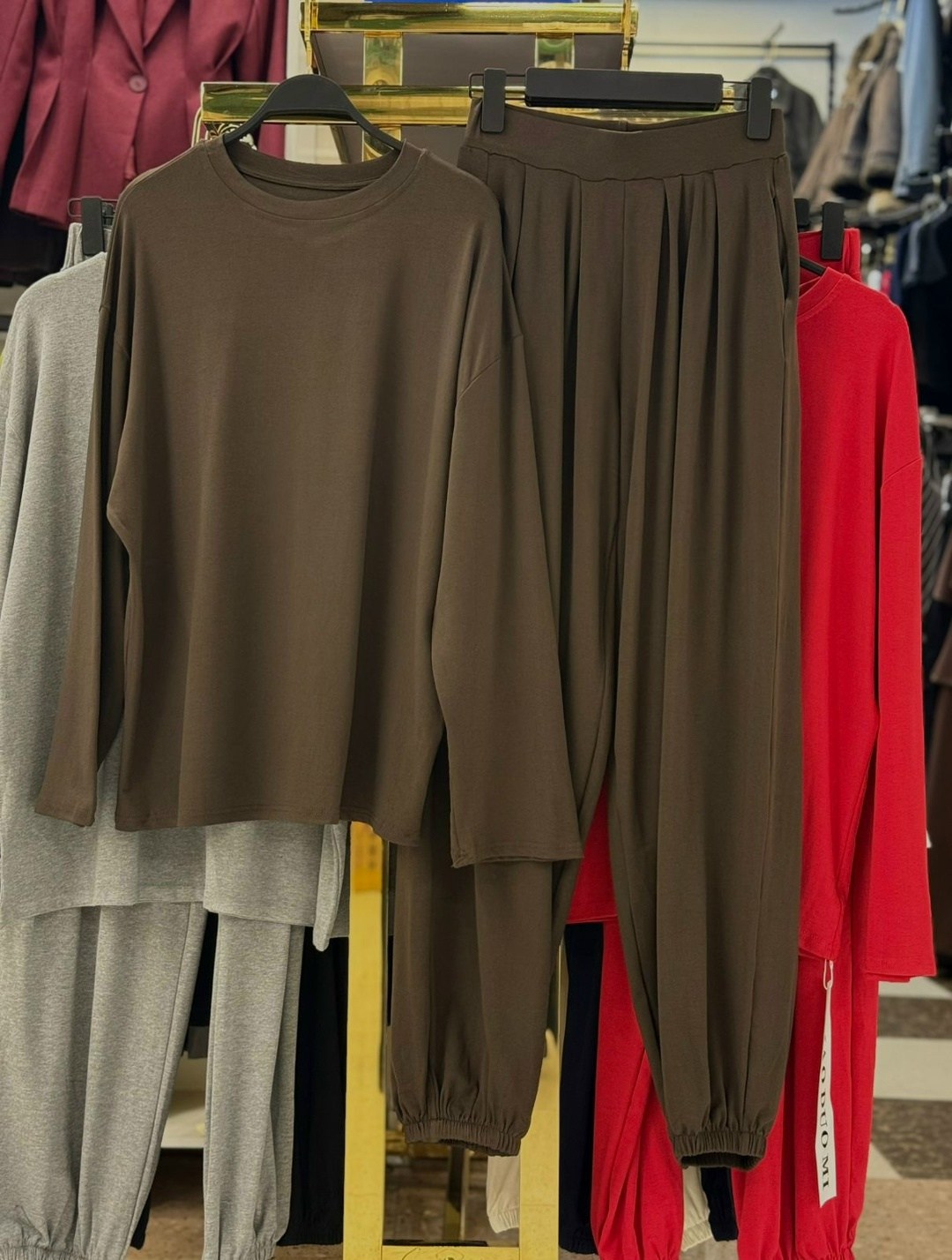 трикотажные костюмы,костюм с брюками,женский костюм,костюм с брюками палаццо,образ с брюками палаццо