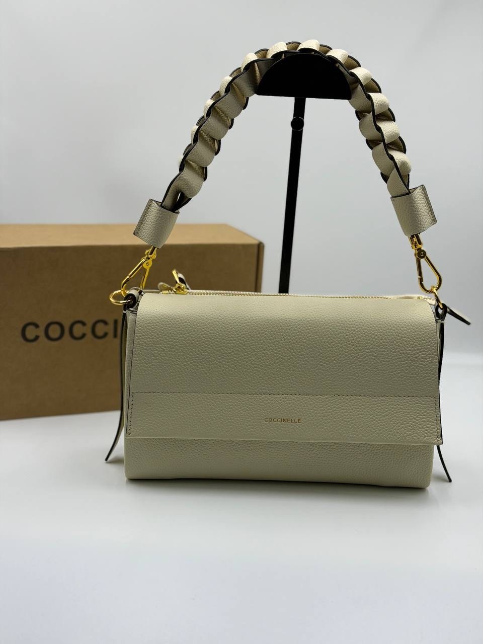 сумка coccinelle,coccinelle сумка boheme grana double,сумка boheme coccinelle,сумка женская coccinelle,сумка coccinelle через плечо 32/24