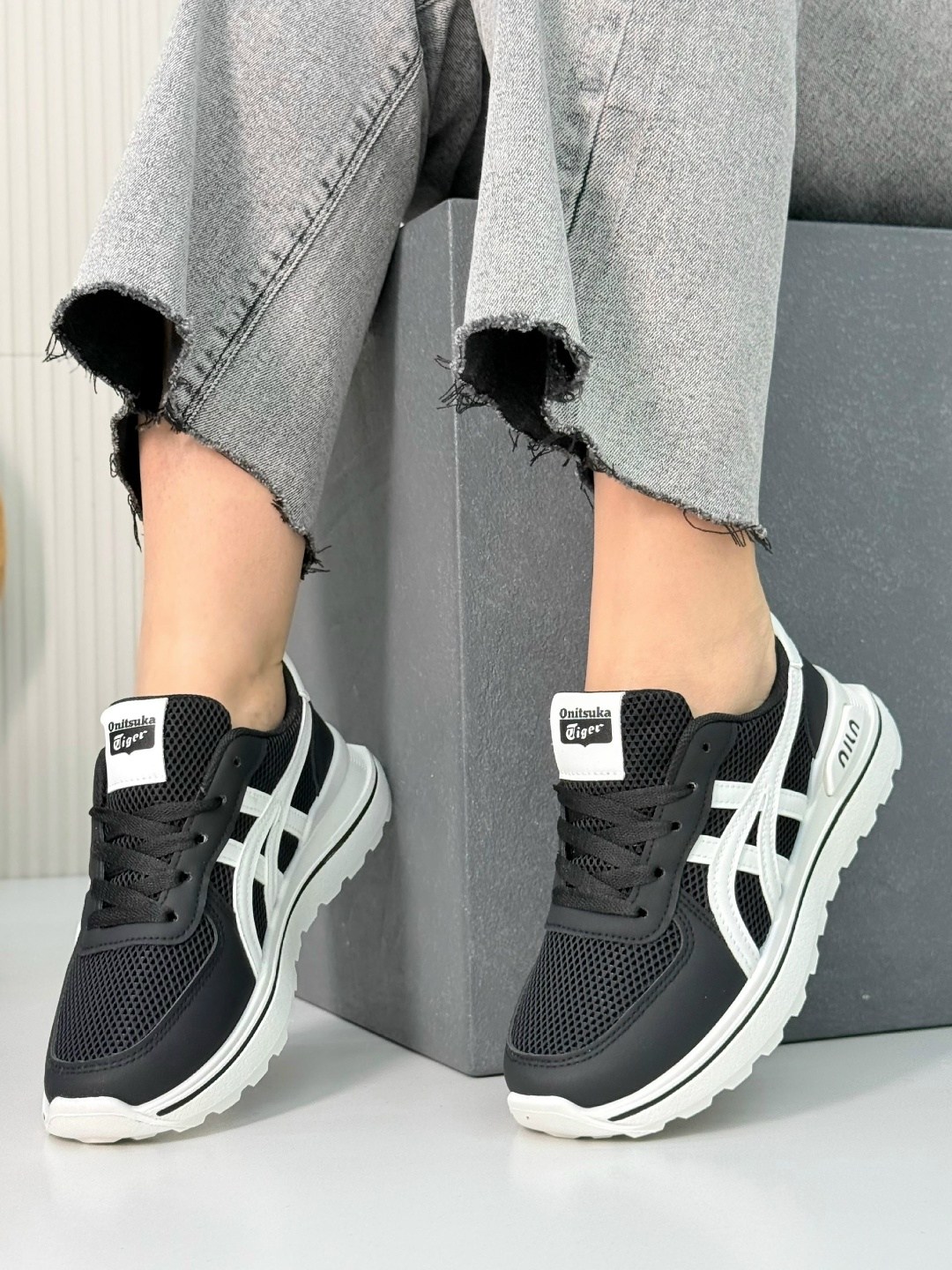 ,женские кроссовки,кроссовки adidas,кроссовки cпортивные,кроссовки повседневные