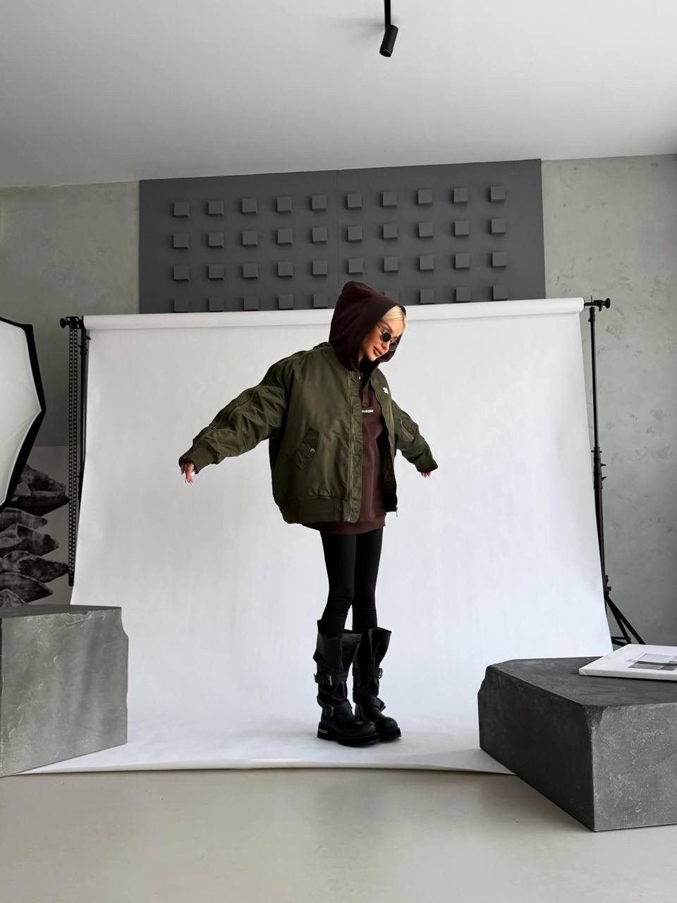 куртка бомбер женская,куртка оверсайз,женская куртка милитари оверсайз,бомбер куртка,бомбер куртка оверсайз