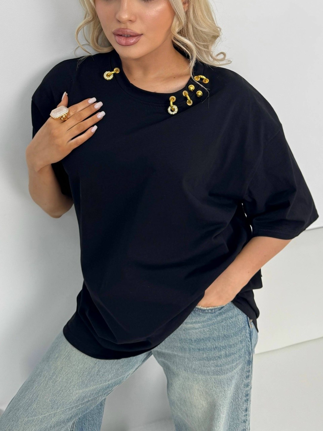 футболка со стразами оверсайз gul fashion,женская футболка,женская футболка оверсайз,футболка женская оверсайз со стразами чёрная,футболке