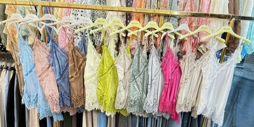 майка с кружевами,топ с кружевом,кружевная майка