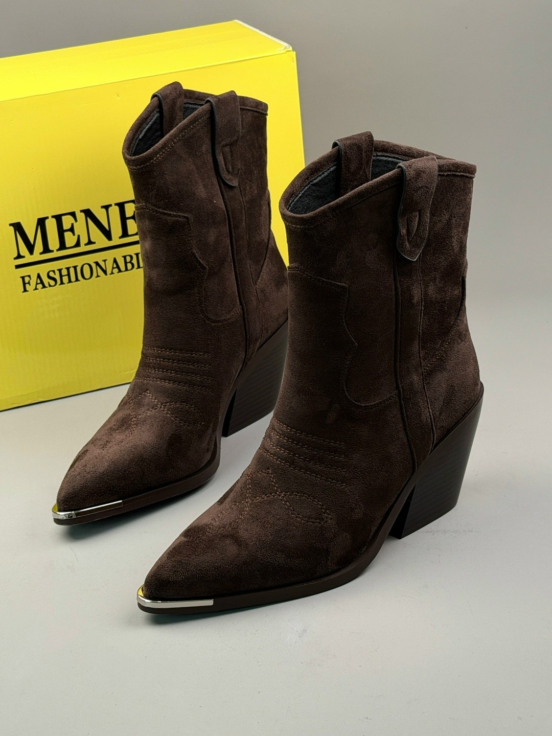 казаки демисезонные ботинки замшевые,,казаки замшевые эконика,казаки замшевые женские,казаки замшевые