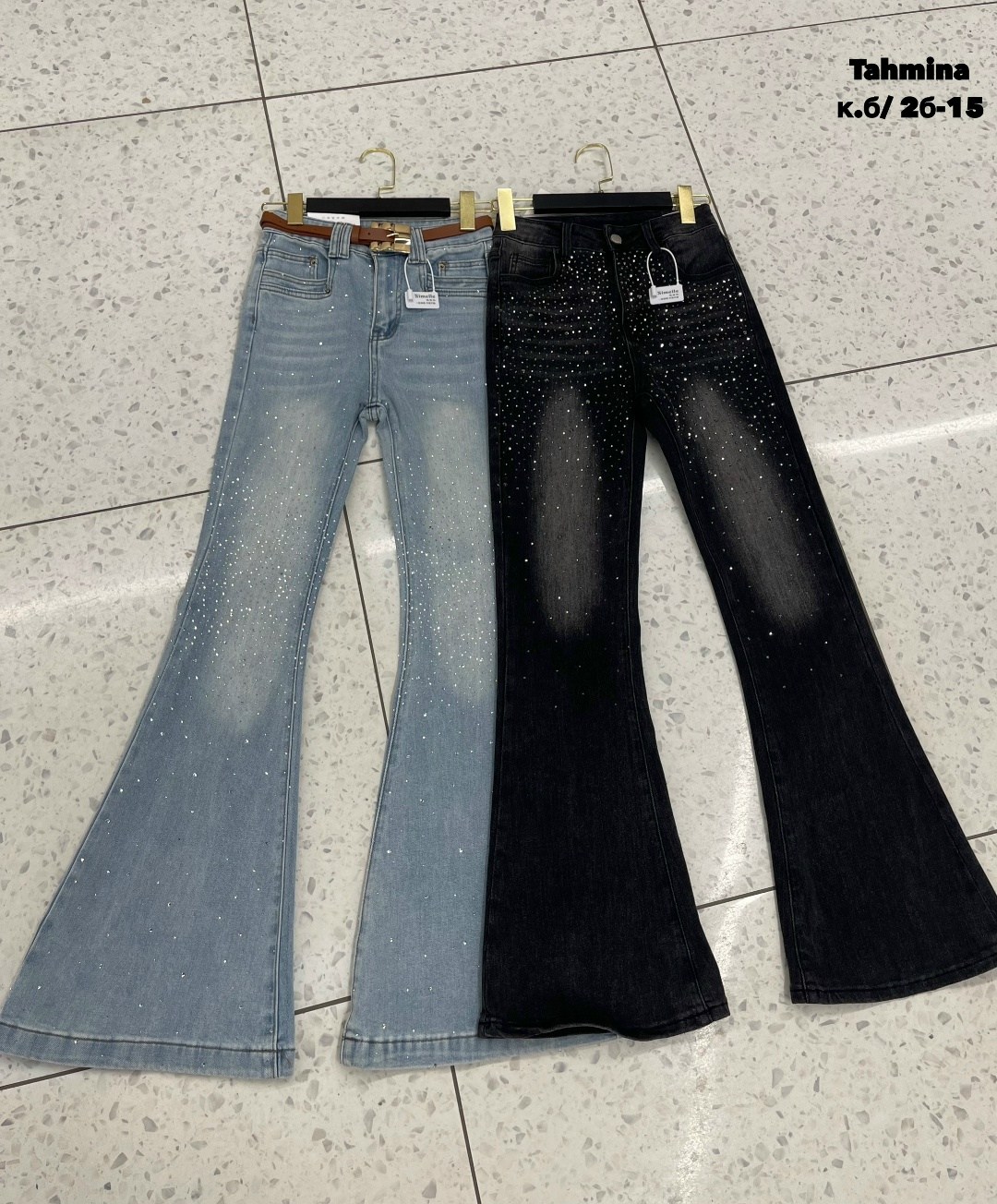 женские джинсы клеш,женские джинсы,расклешенные джинсы,джинсы женские расклешенные,джинсы стильные