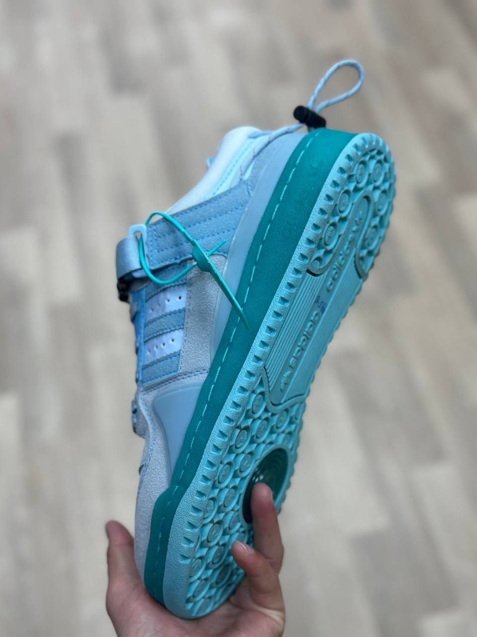 adidas forum low bad bunny grey,кроссовки bad bunny x adidas forum buckle low,кроссовки adidas,кроссовки adidas forum low bad bunny,adidas forum 84 low bad bunny