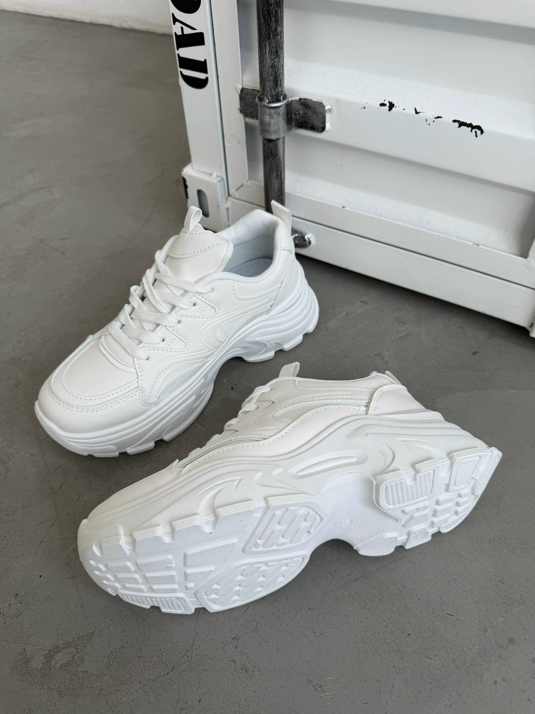 женские кроссовки,кроссовки,кроссовки белые женские на высокой подошве,белые кроссовки женские с большой подошвой,белые женские кроссовки