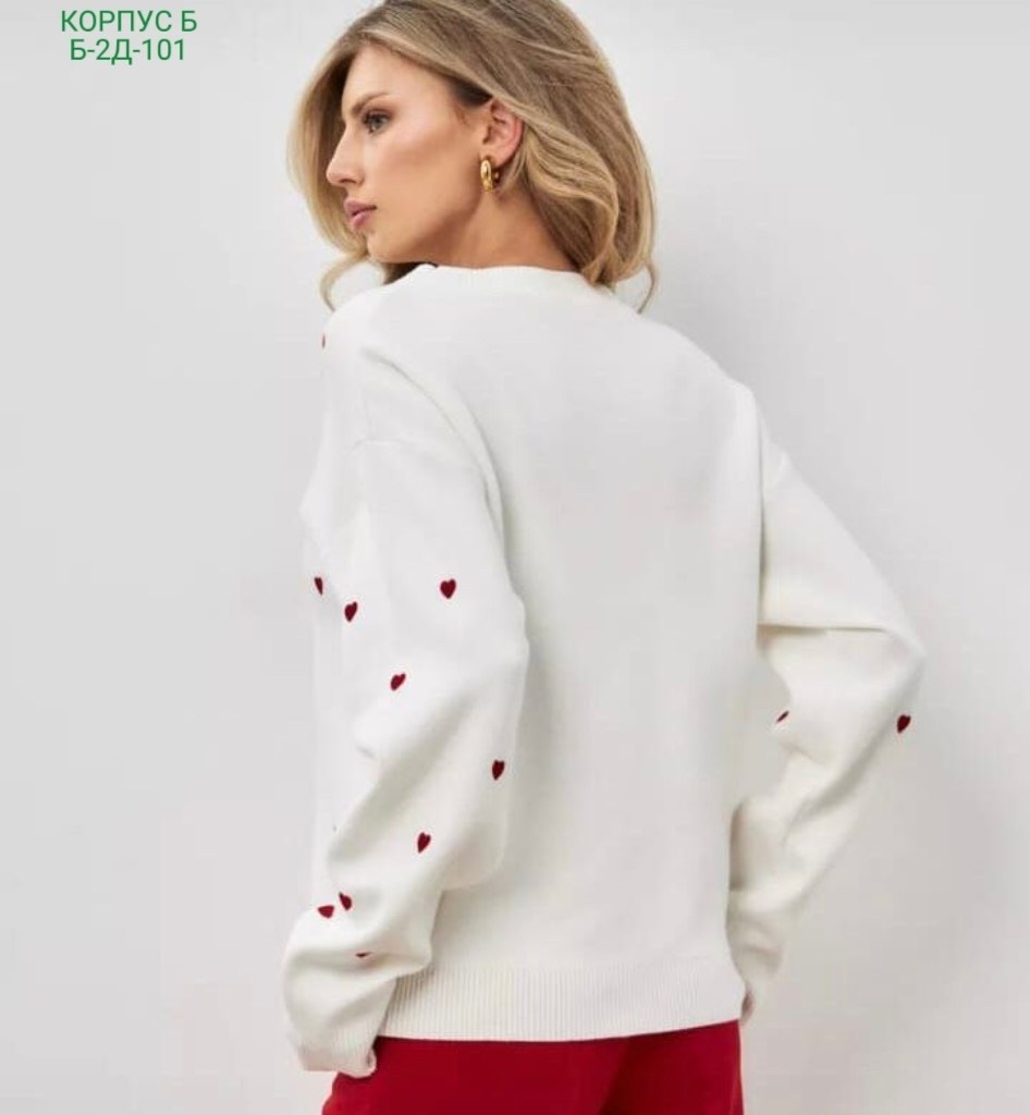 женская кофта,джемпер с сердечками,свитер с сердцем,кофта с сердцем,свитер с сердечками