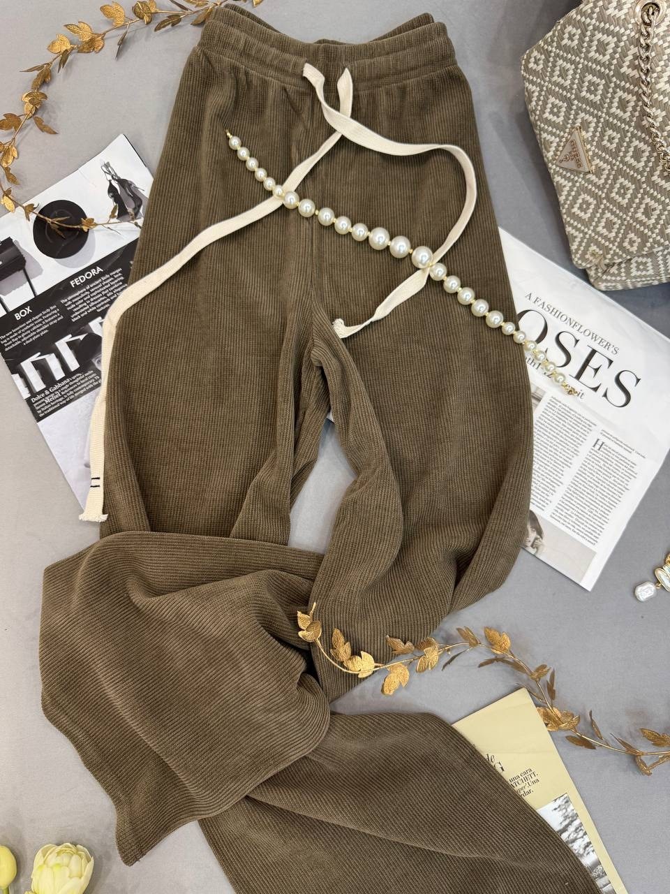 штаны вельветовые,вельветовые спортивные брюки,брюки свободные,вельветовые брюки с широкими штанинами,штаны вельвет