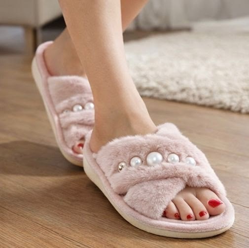 тапочки модные,женские домашние тапочки,тапочки pettimelo,домашние тапочки пушистые,домашние тапочки