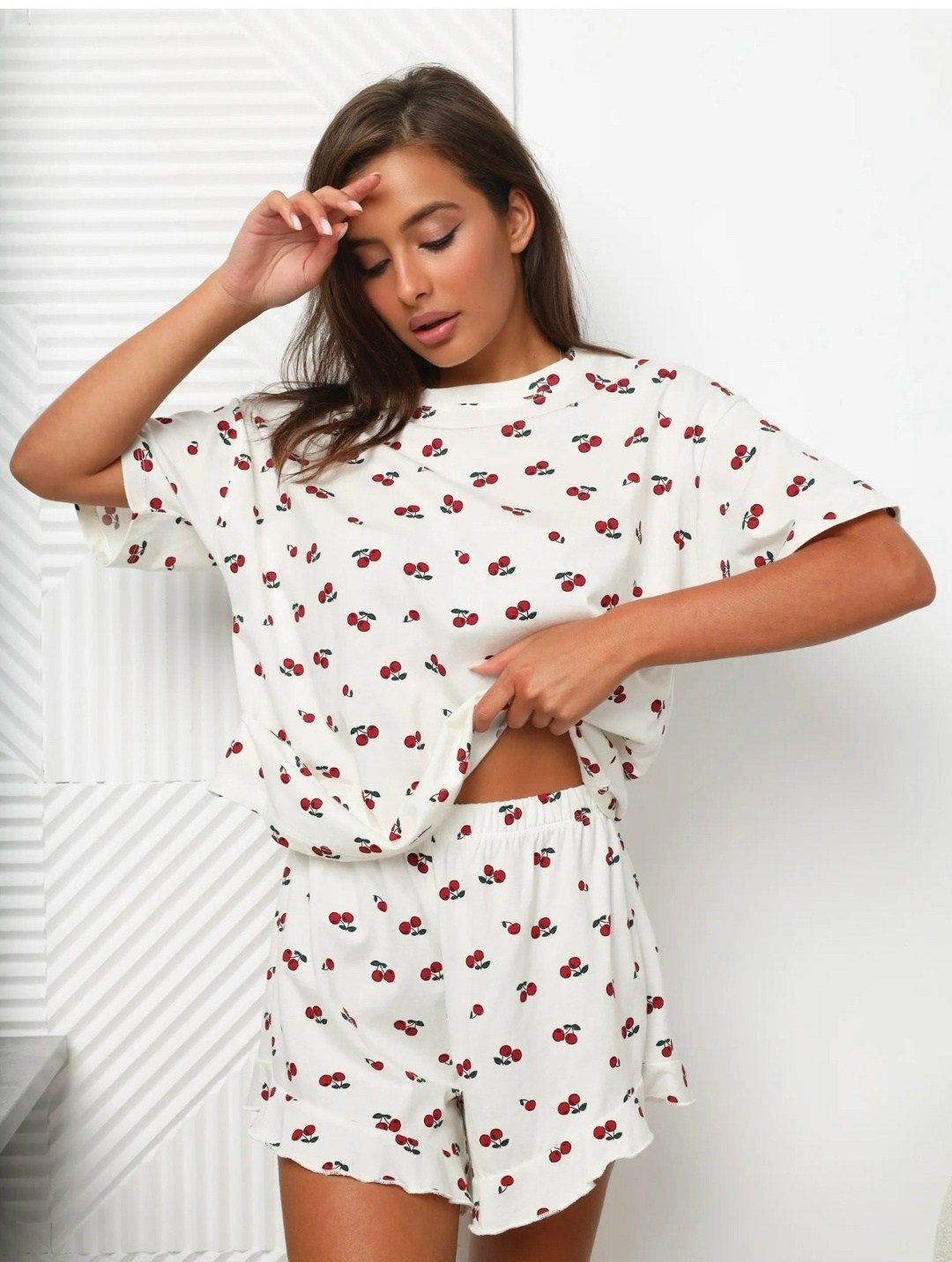 пижама с шортами и футболкой с вишней муслиновая katalinof,пижама женская,пижама с шортами женский,женская пижама с шортами с принтом вишенки,женская хлопковая пижама с шортами happyfox