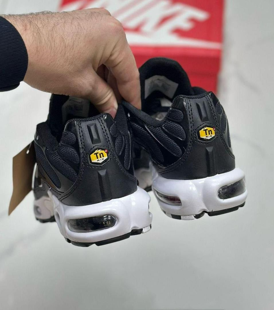 nike air max tn plus black,nike air max plus tn,кроссовки nike air max plus,кроссовки nike air max plus tn,nike air max plus