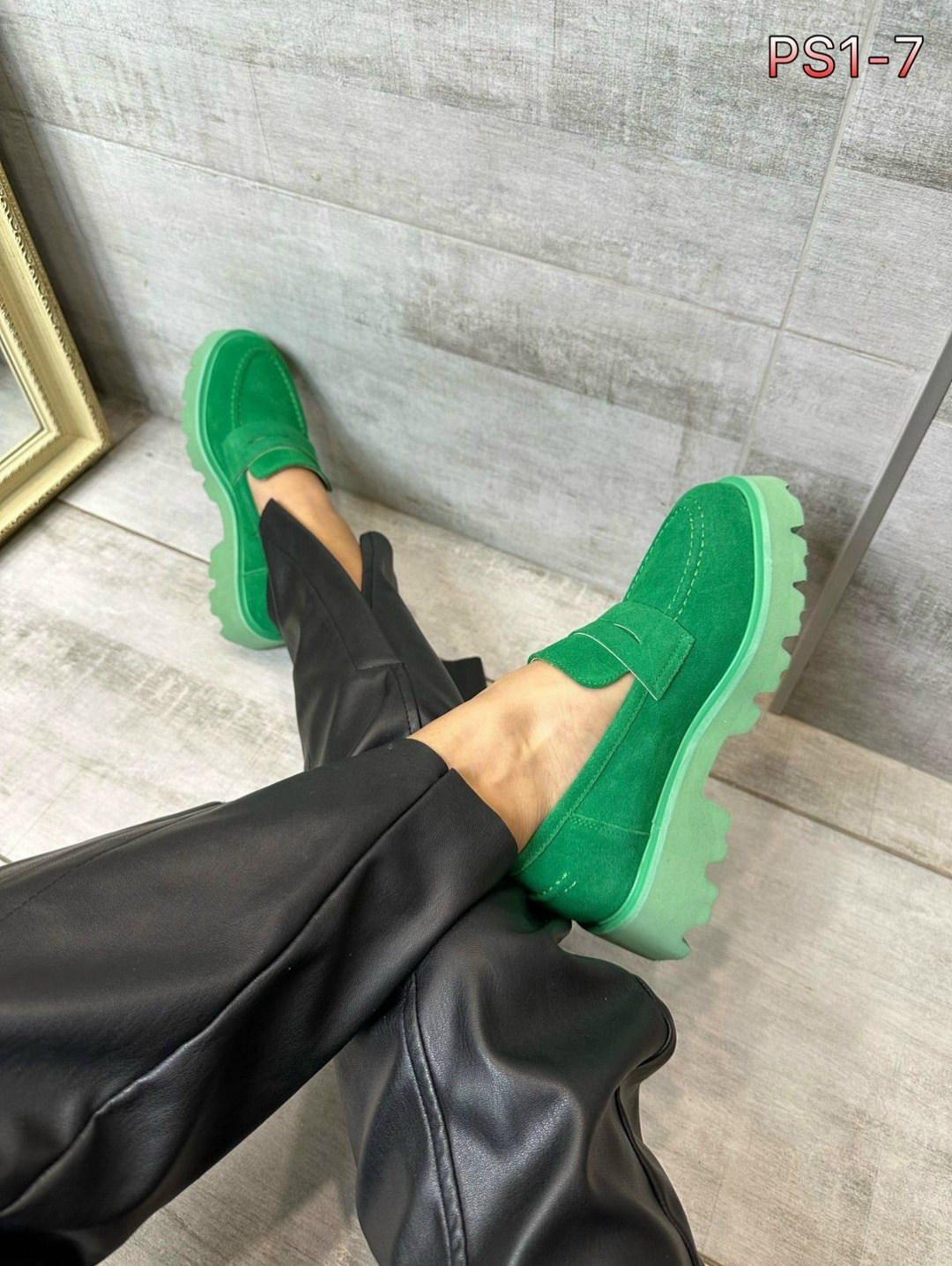 зеленые лоферы женские,,лоферы женские,лоферы замшевые,лоферы женские натуральная замша