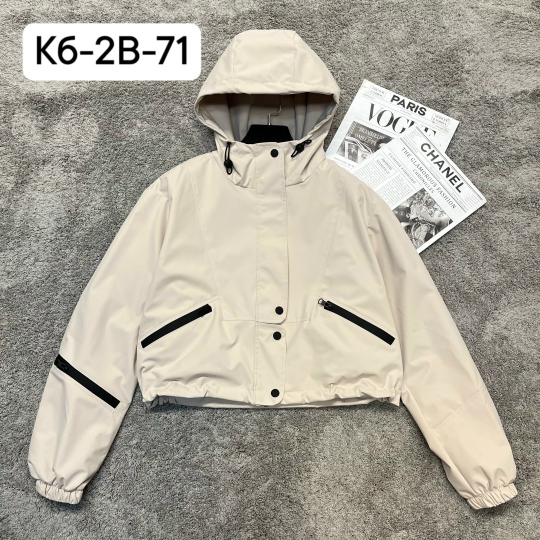 демисезонная куртка,женская куртка,куртка,легкая куртка,ветровка женская