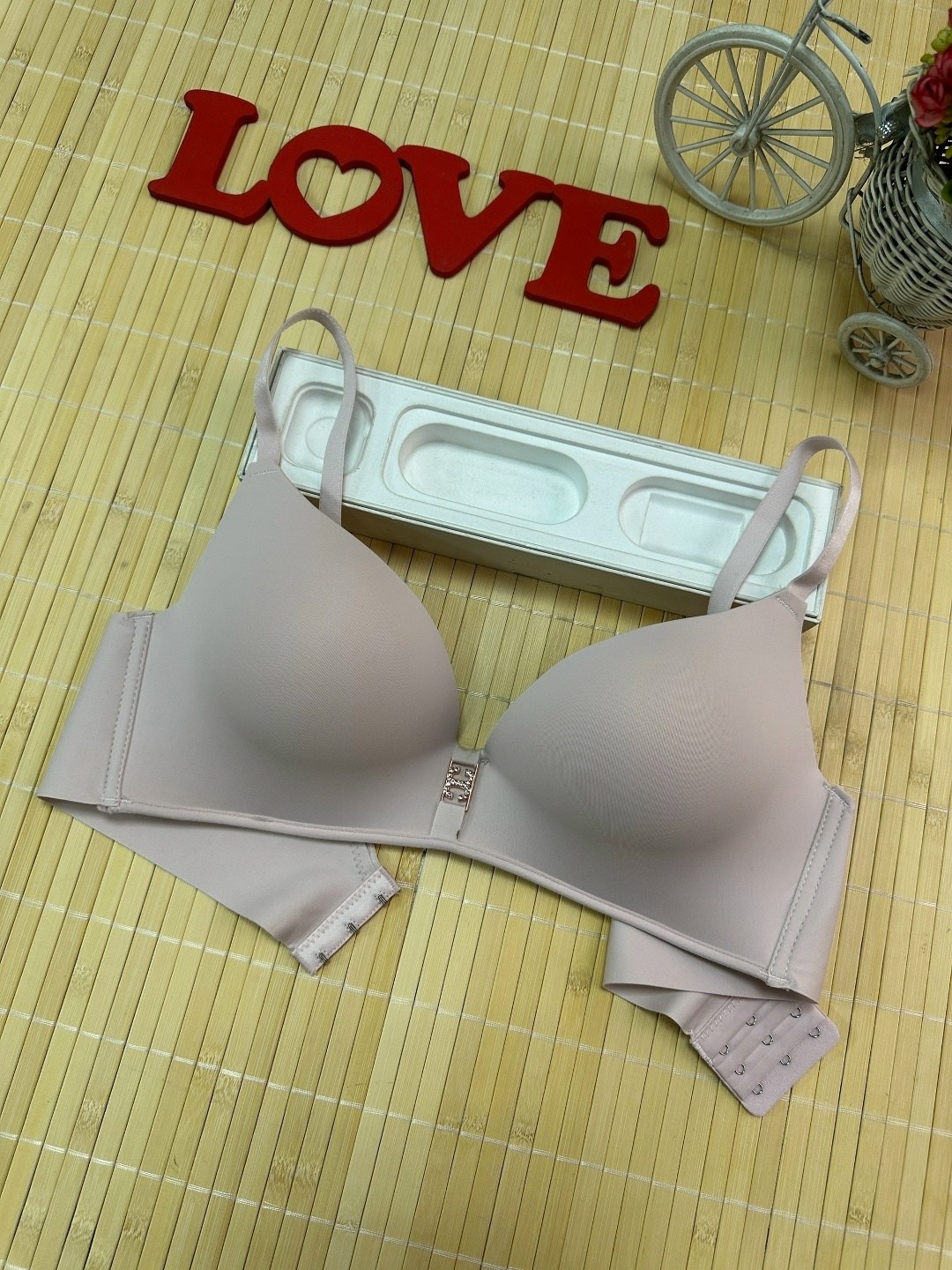 бюстгальтер,бюстгальтер с пуш ап,женские бюстгальтеры,бюстгальтер женский с пуш ап,бюстгальтер для женщин