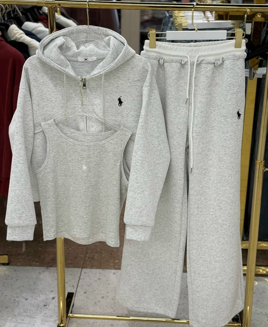 женский спортивный костюм,спортивный костюм,спортивные костюмы ,розовые костюмы,спортивные костюмы двойка