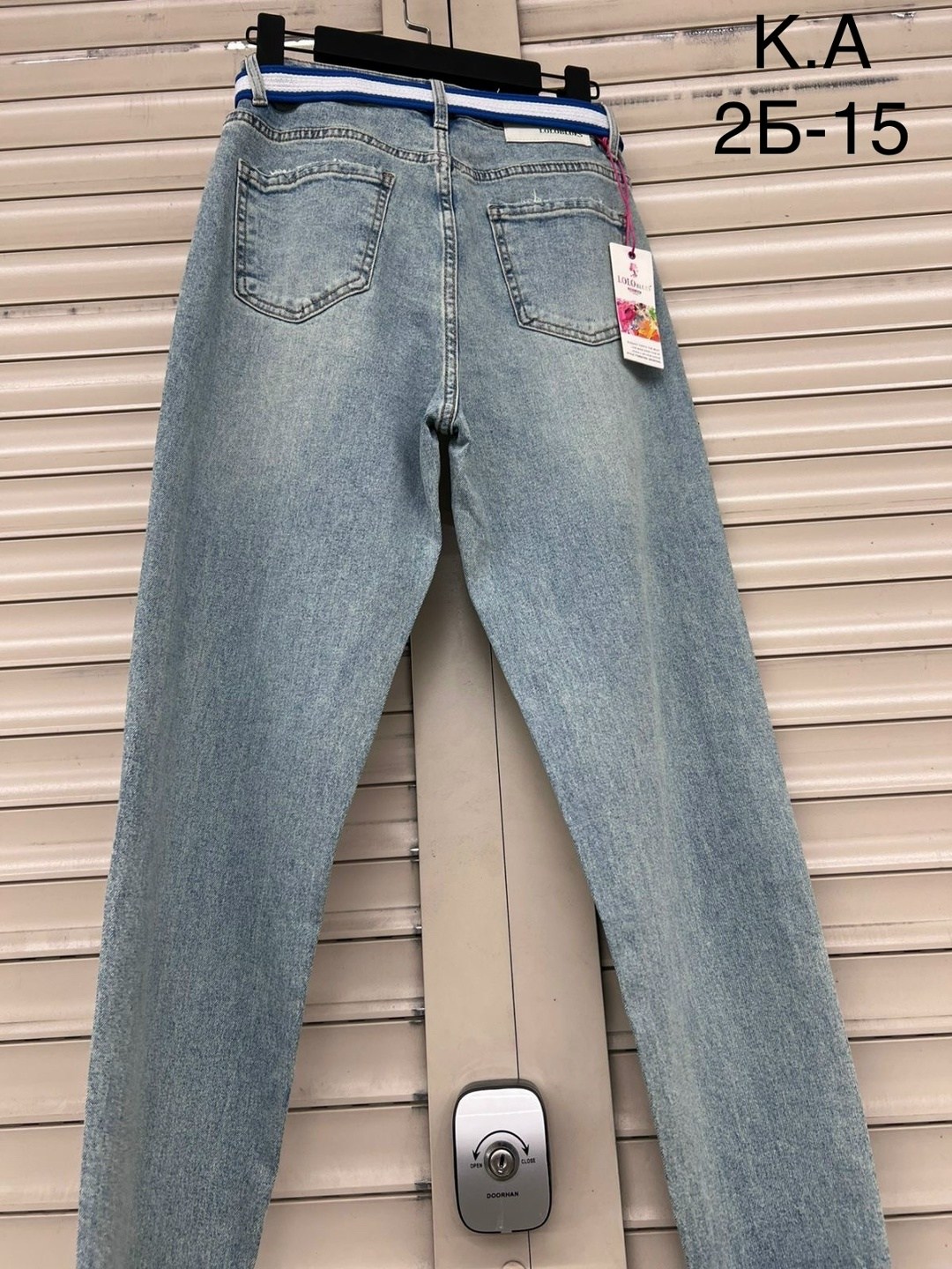 джинсы женские,джинсы со стразами,джинсы со стразами женские,модные джинсы,джинсы стильные