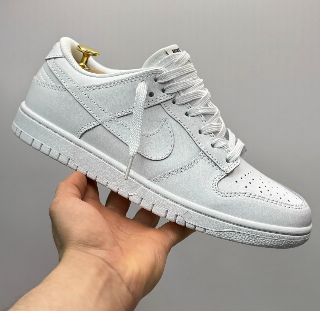 nike dunk low triple white,кроссовки,кроссовки nike dunk low,кроссовки женские nike dunk low,кроссовки nike dunk sb low
