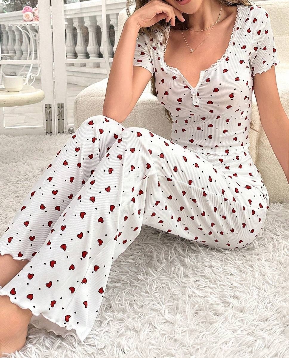 пижама женская,пижама для женщин,комплект пижама,женский пижамный комплект,домашняя одежда пижама