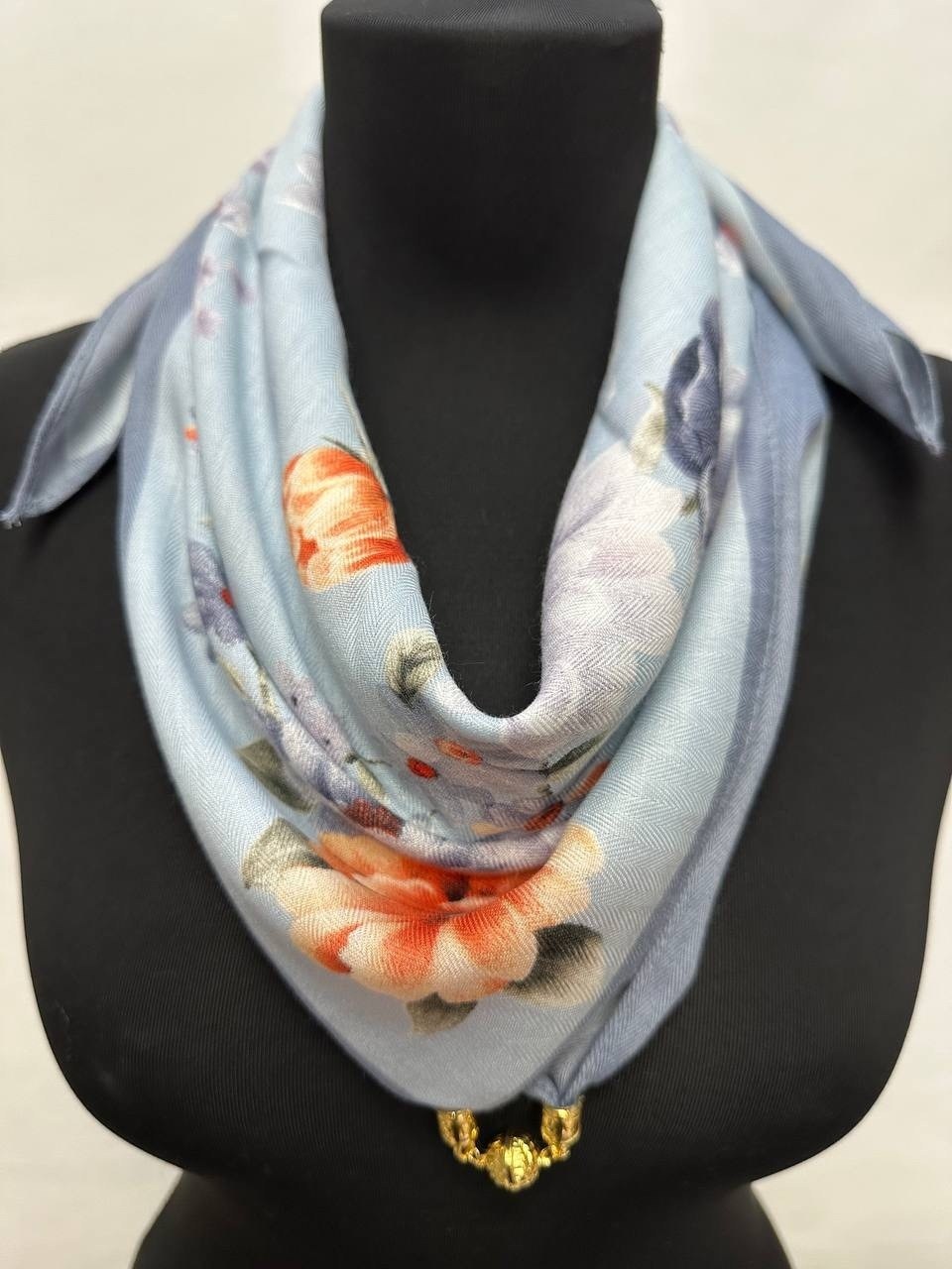 платки женские,платок женский с цветочным рисунком 100*100 см. арт. 1260068,шарфы и платки,красивый платок,платок женский с рисунком