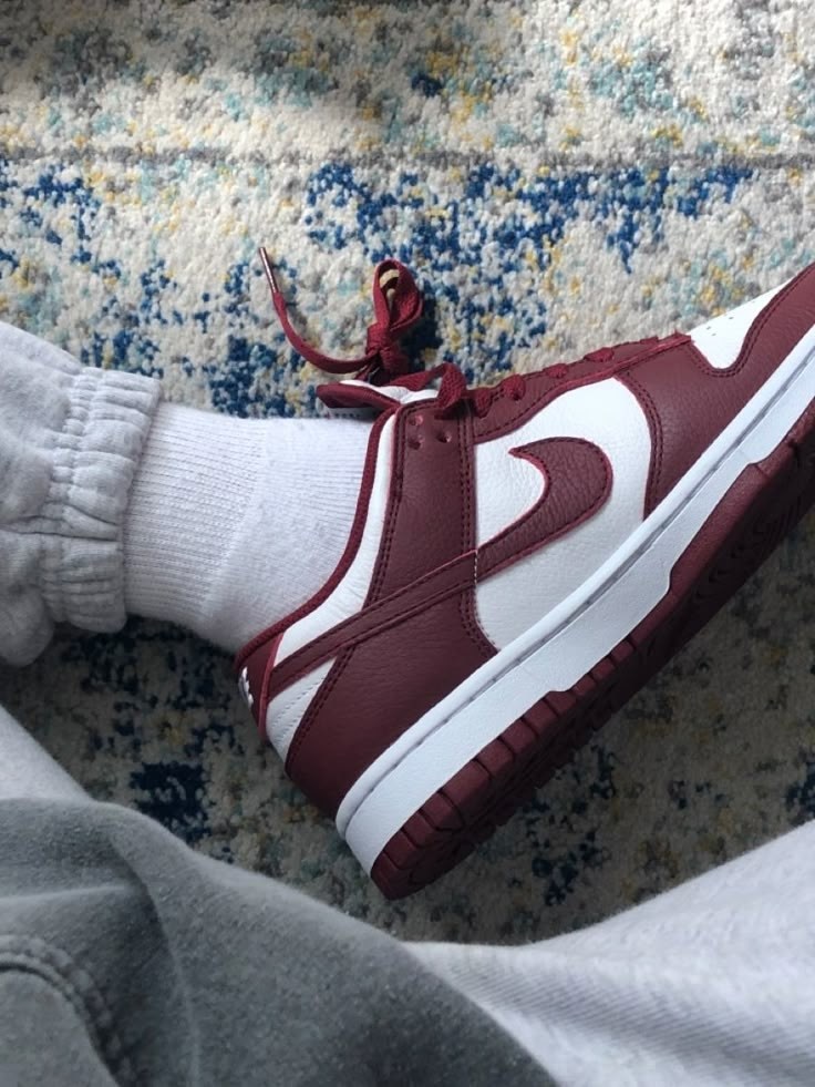 nike dunk low bordeaux,кроссовки nike dunk low,кроссовки nike sb dunk low,кроссовки,nike dunk bordeaux