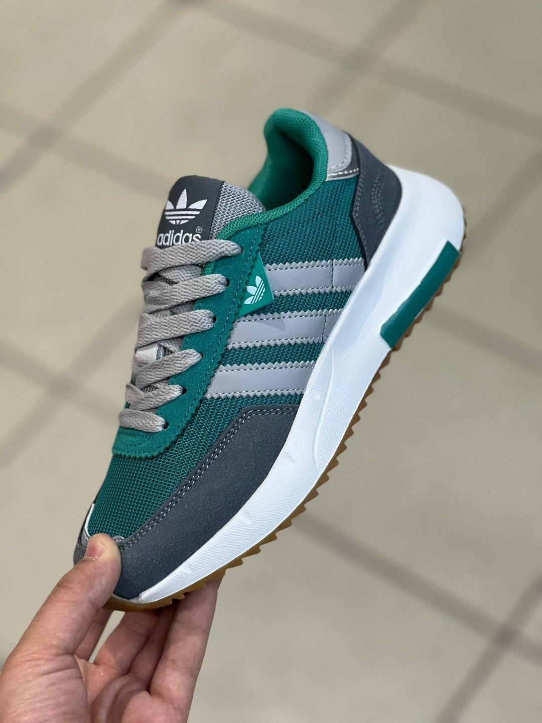 кроссовки мужские adidas,кроссовки adidas,кроссовки adidas retropy,кроссовки адидас,кроссовки адидас модели 2026
