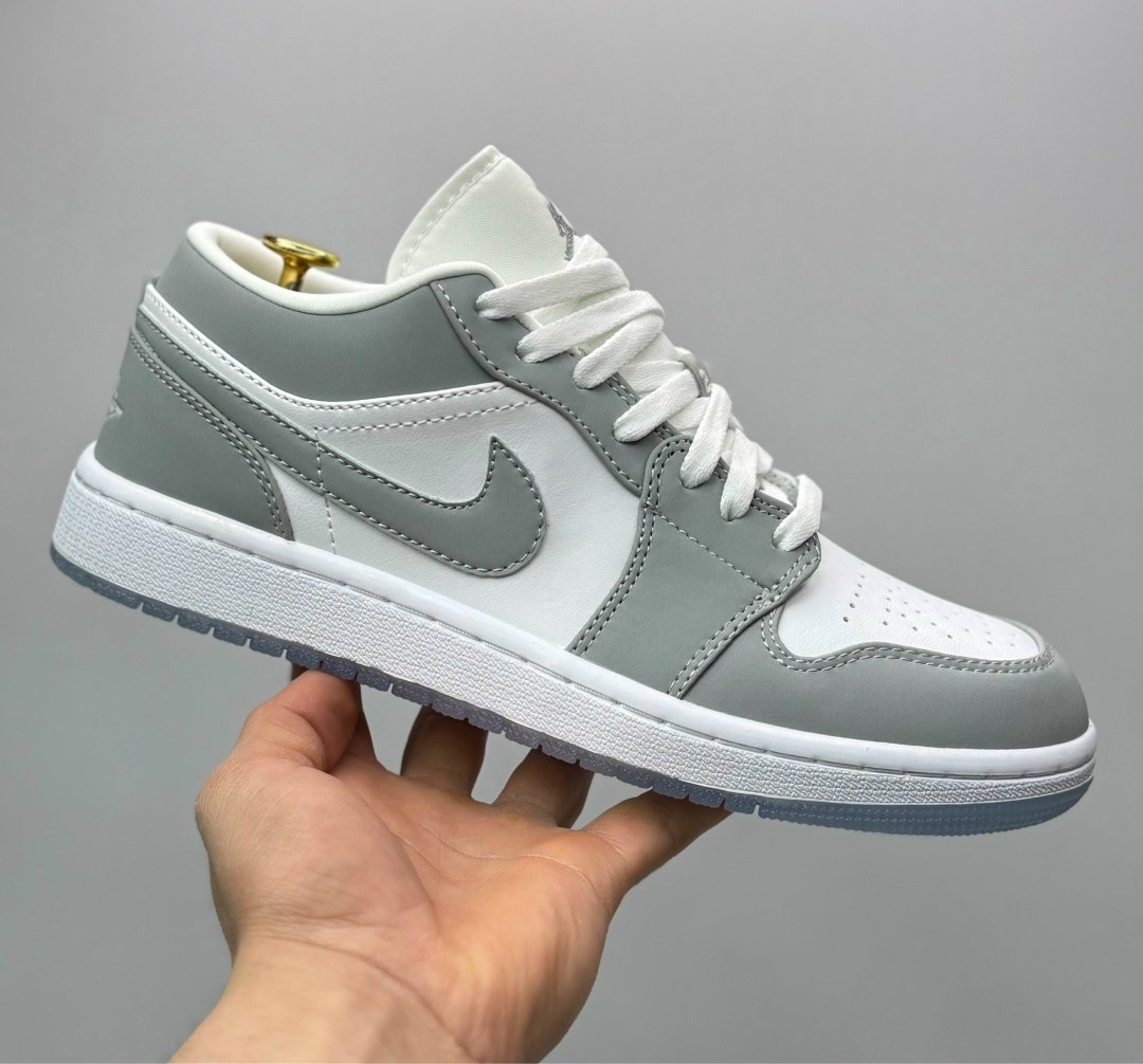 кроссовки nike air jordan 1 low wolf grey,nike air jordan 1 low wolf grey,nike air jordan 1 low,кроссовки nike air jordan 1 low,air jordan 1 low wolf grey dc0774-105