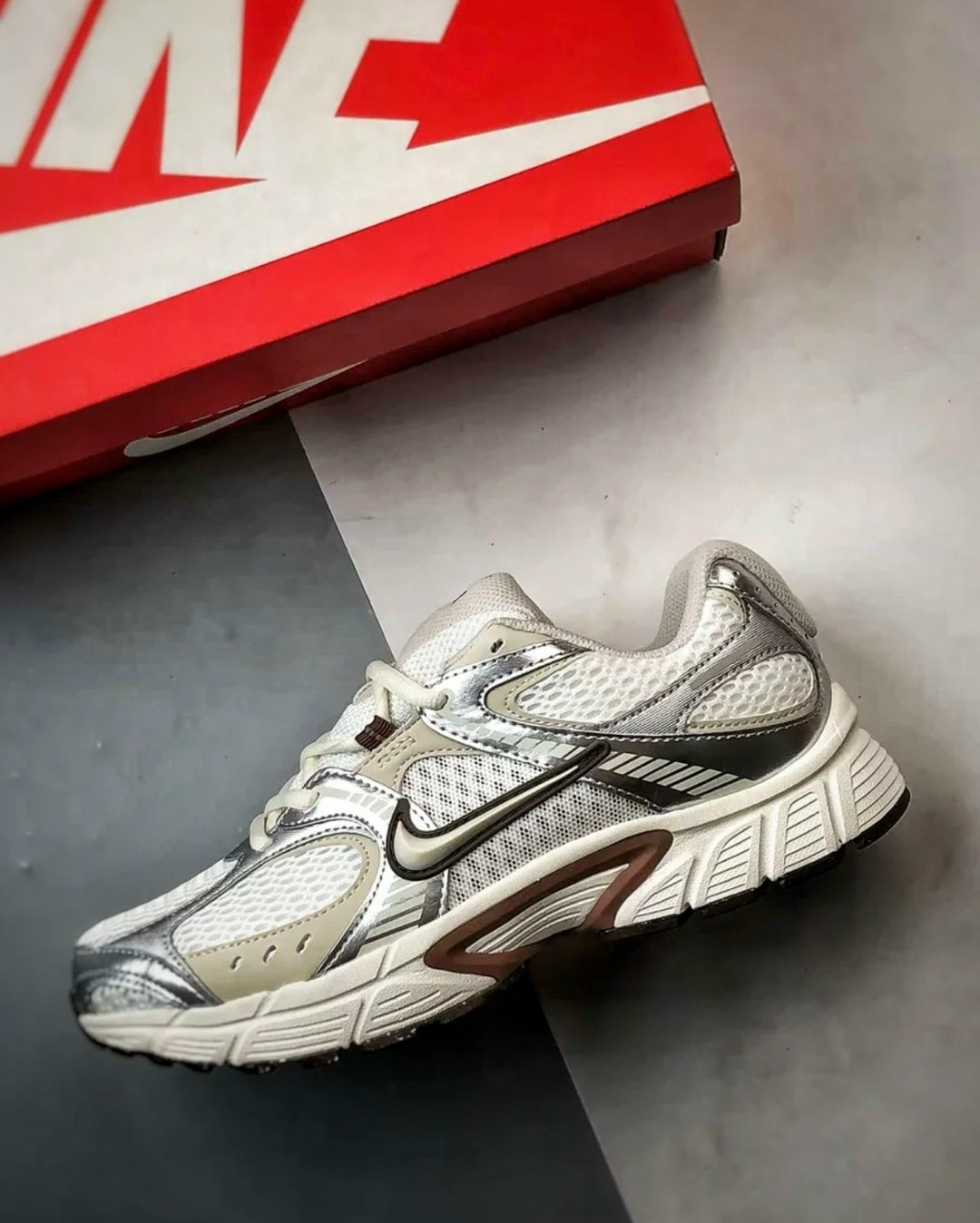 кроссовки nike,кроссовки nike v5 rnr,кроссовки женскиe,женские кроссовки nike,кроссовки