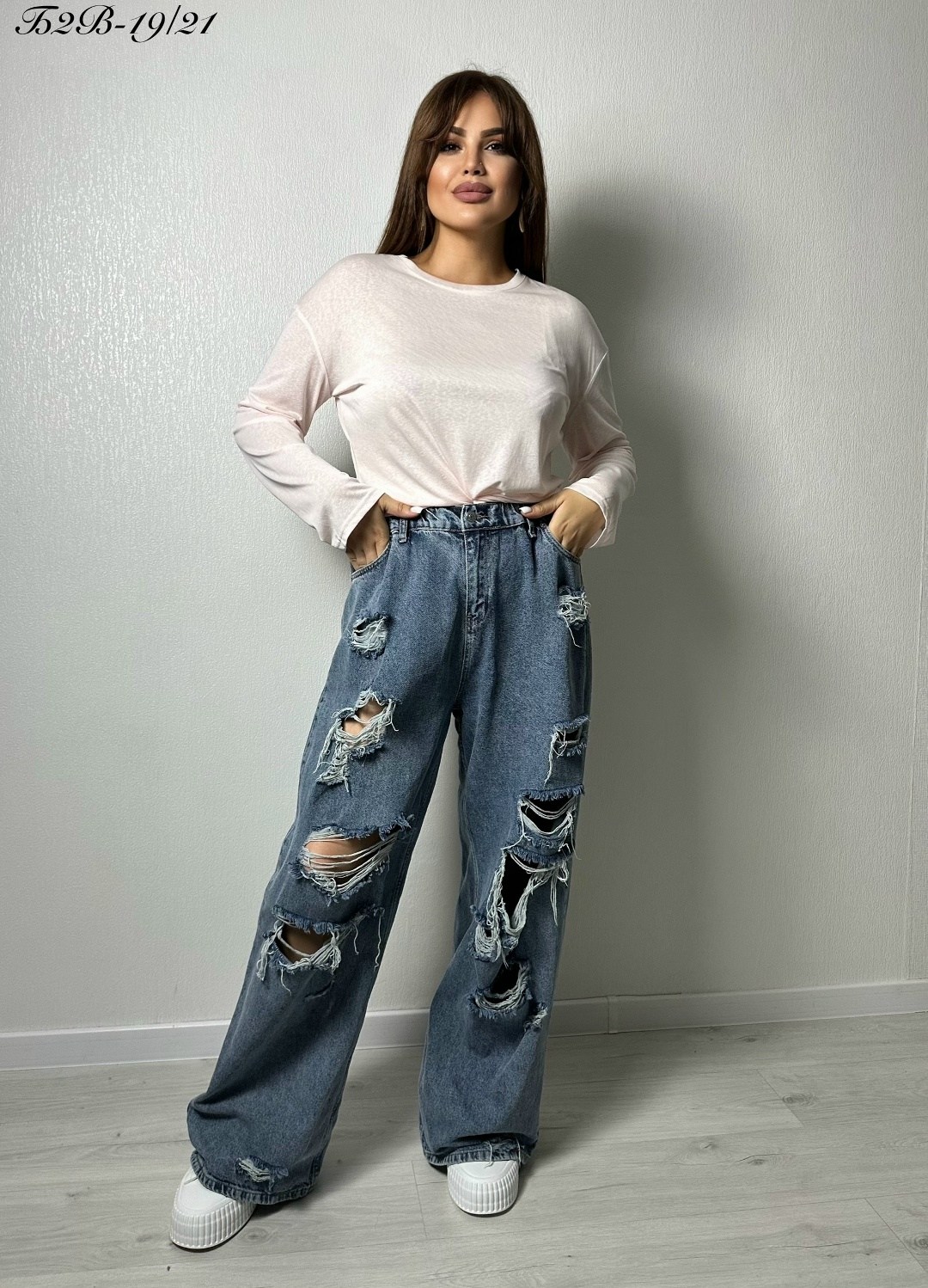 свитшот женская,джинсы модные,кофта с рукавами,джинсы широкие,рваные широкие джинсы