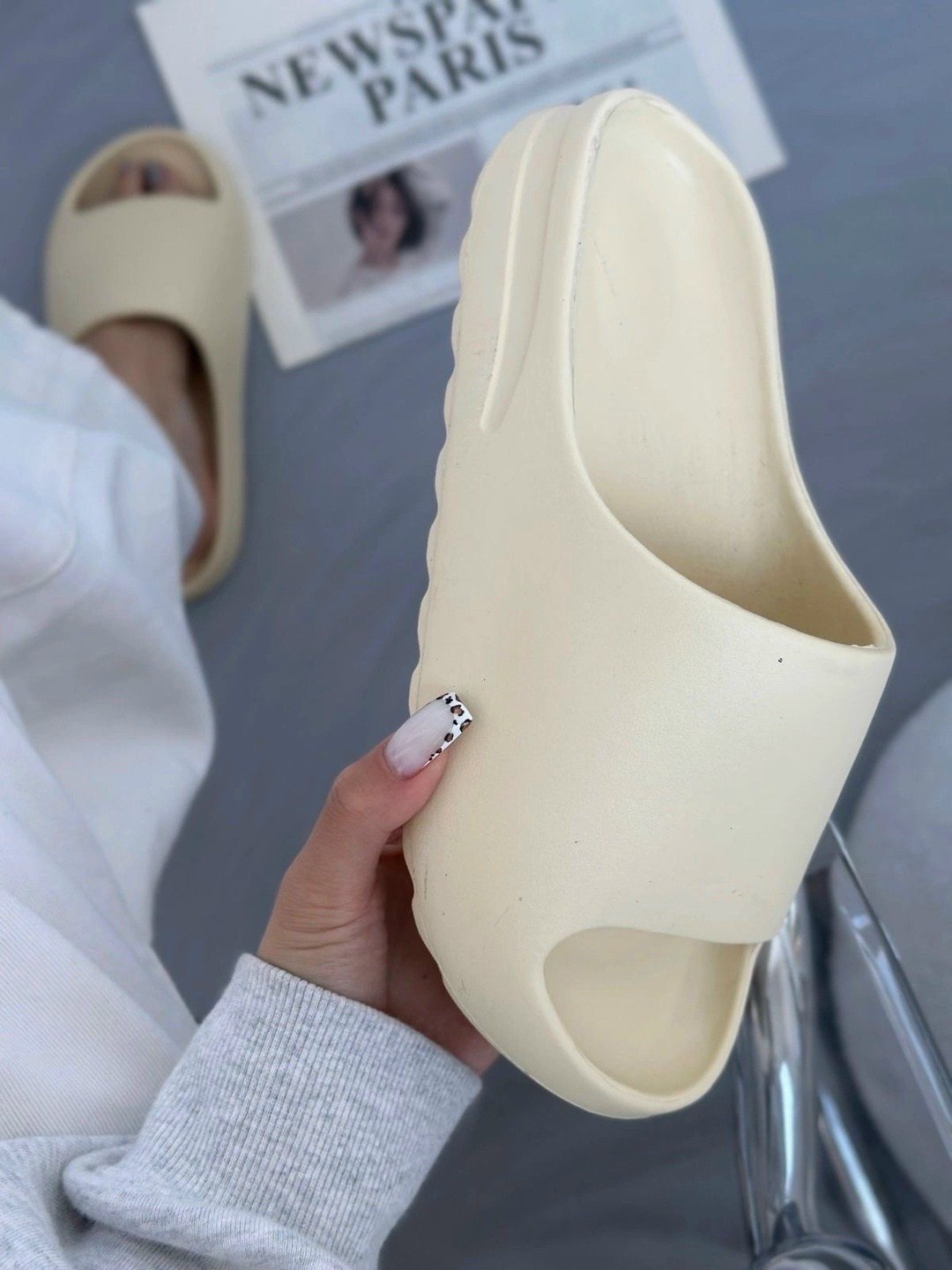 шлепки тапки резиновые женские,шлепанцы изи,шлепки резиновые хит 2026,женские шлепанцы,