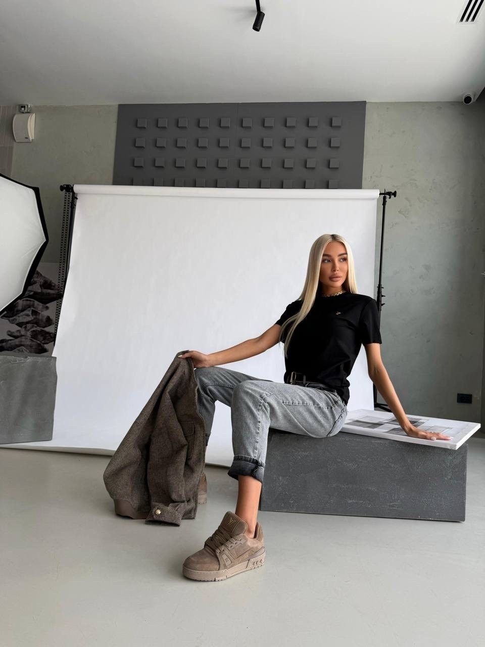 женская футболка,футболке,черная женская футболка,базовая женская футболка,стильная футболка