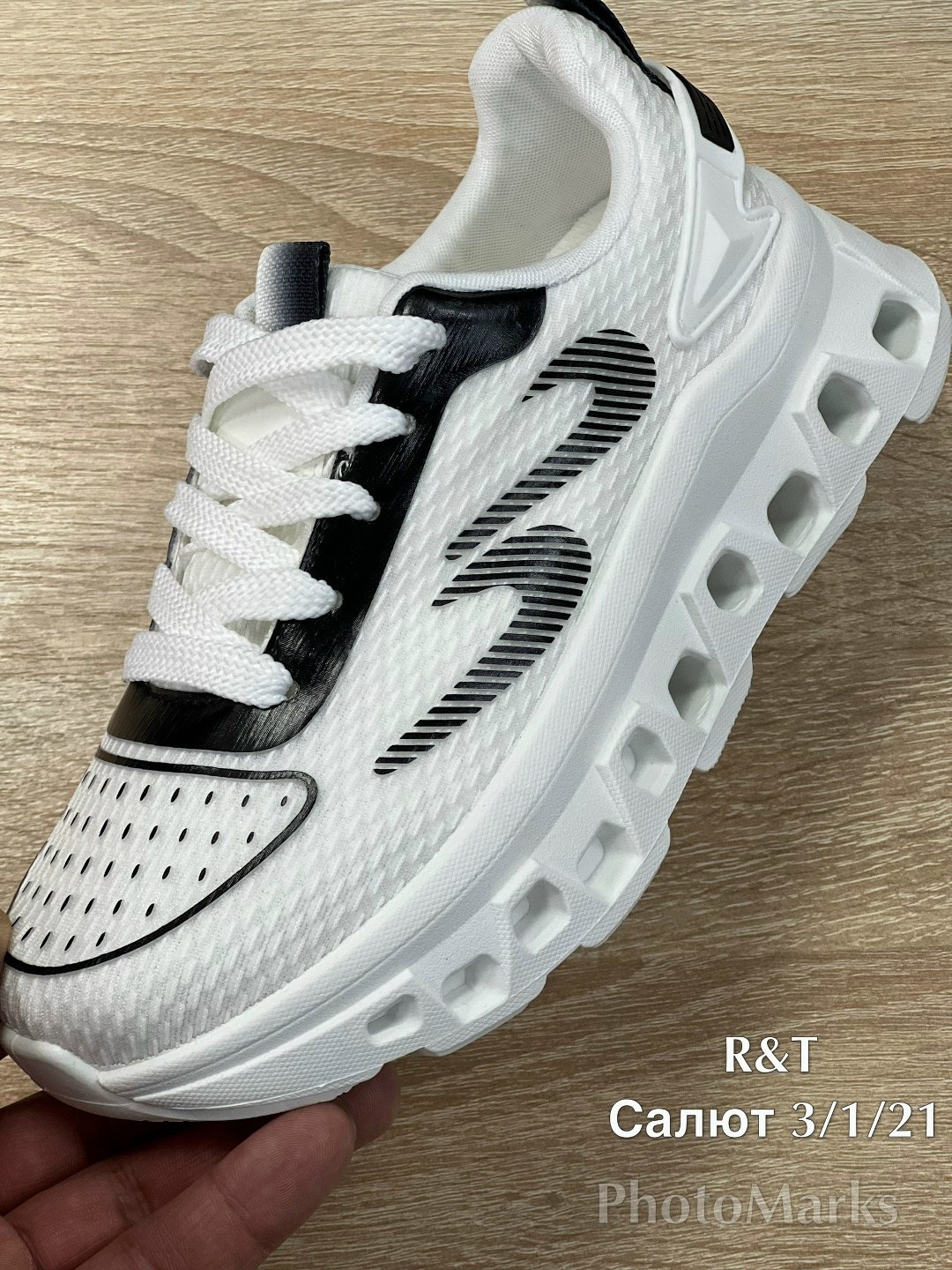 кроссовки,женские кроссовки,кроссовки модные,кроссовки мужские модные,кроссовки удобные