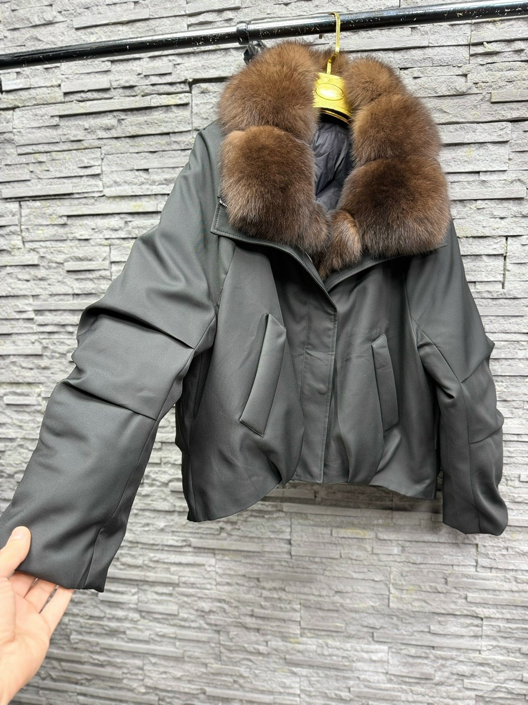 пуховик с натуральным мехом,пуховик женский с натуральным мехом,пуховик женский,куртка женская,пуховик с мехом